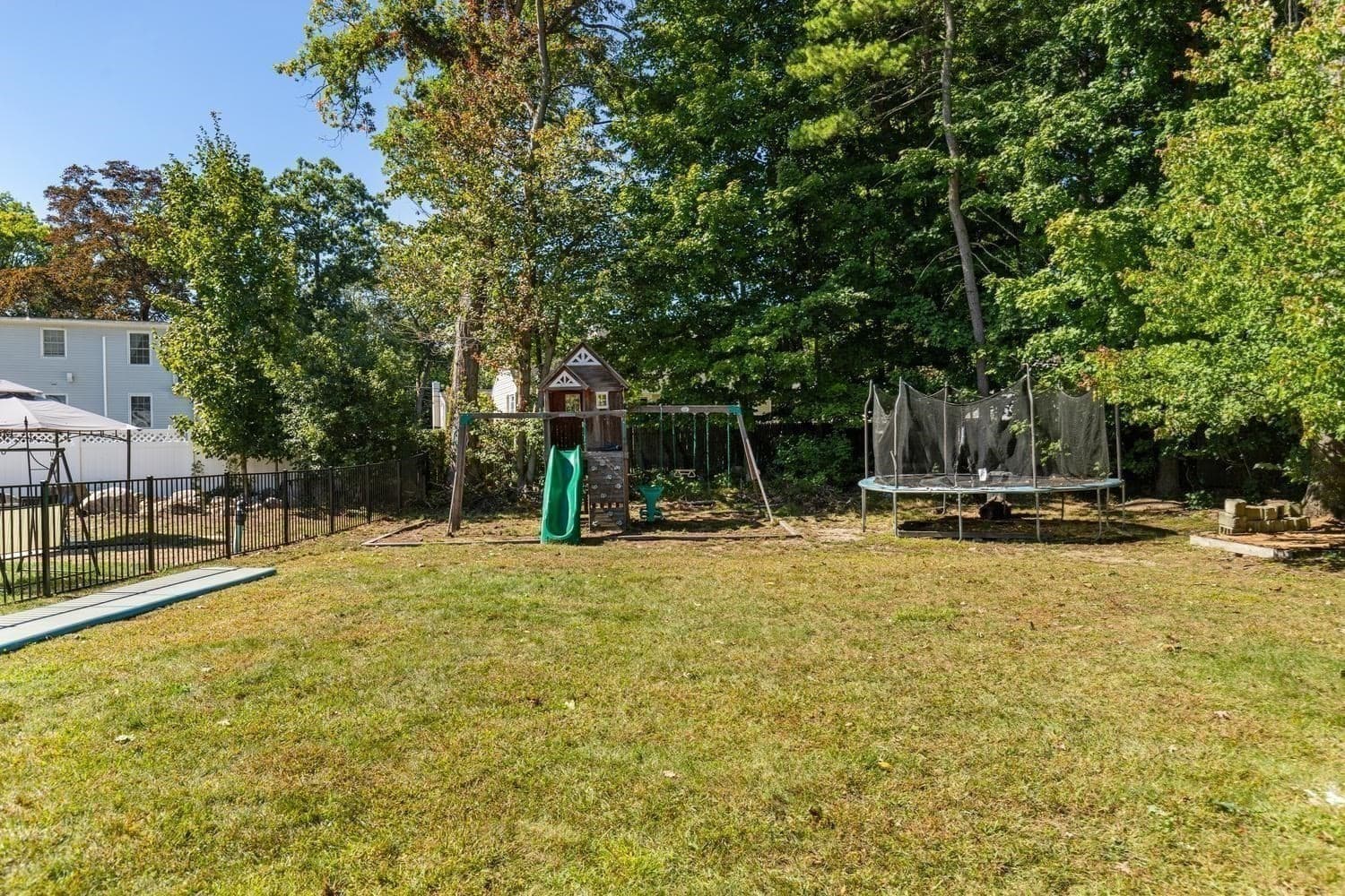 Single Family Residence at 48 Marcia Rd, Wilmington MA 01887, Wilmington, photo 34 of 40