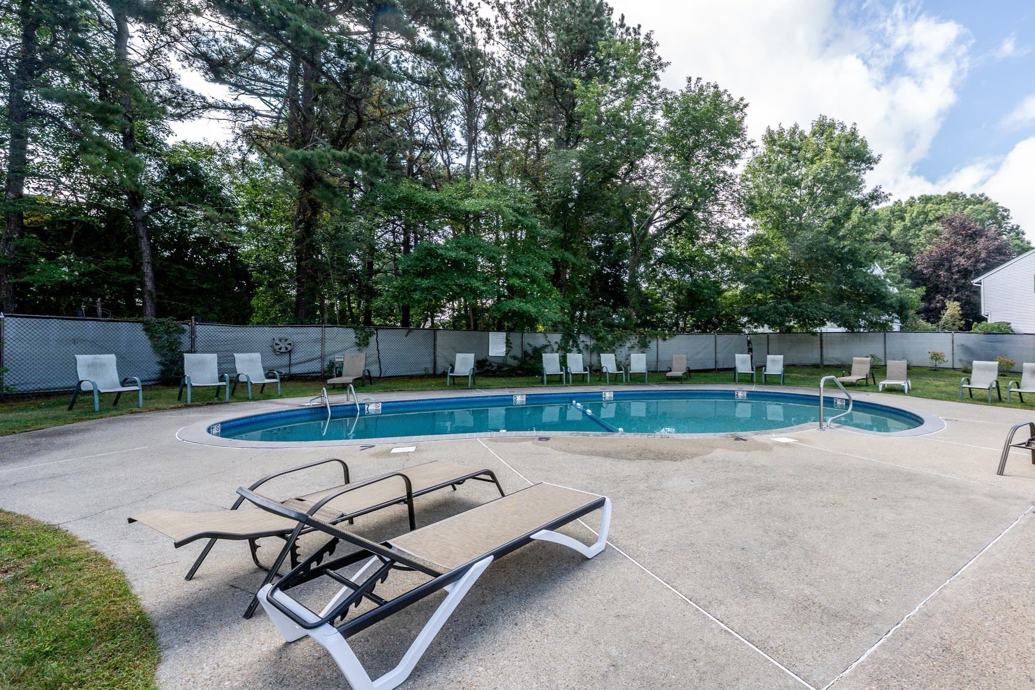 Condominium at 174 Lowell Rd # 29, Mashpee MA 02649, Mashpee, photo 16 of 17