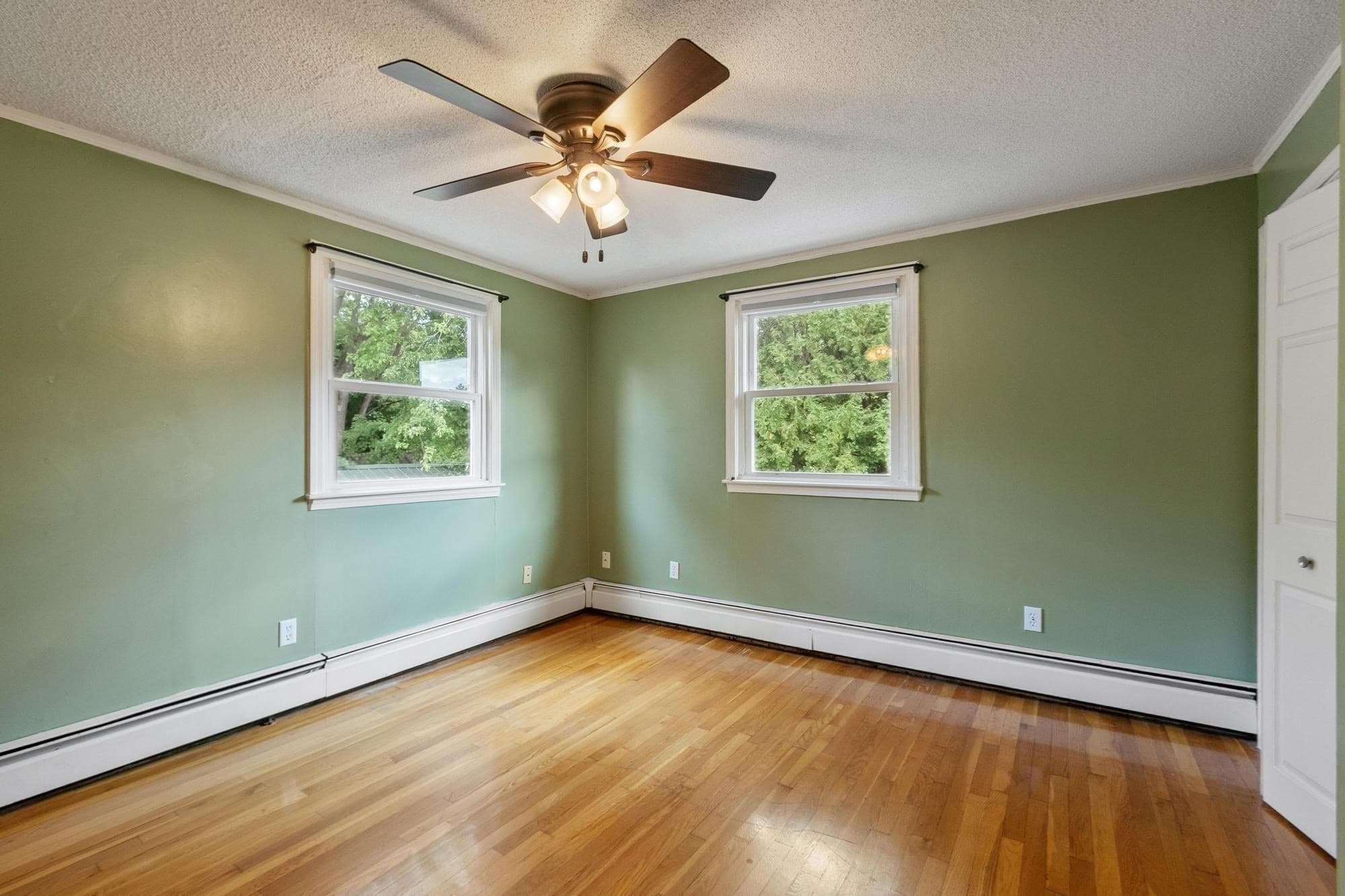 Single Family Residence at 4 Derringer Rd, Chelmsford MA 01824, Chelmsford, photo 30 of 42