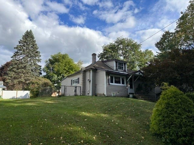 Single Family Residence at 40 Williams Ave, Athol MA 01331, Athol, photo 2 of 4