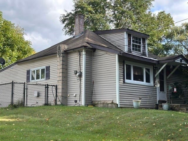 Single Family Residence at 40 Williams Ave, Athol MA 01331, Athol, photo 3 of 4