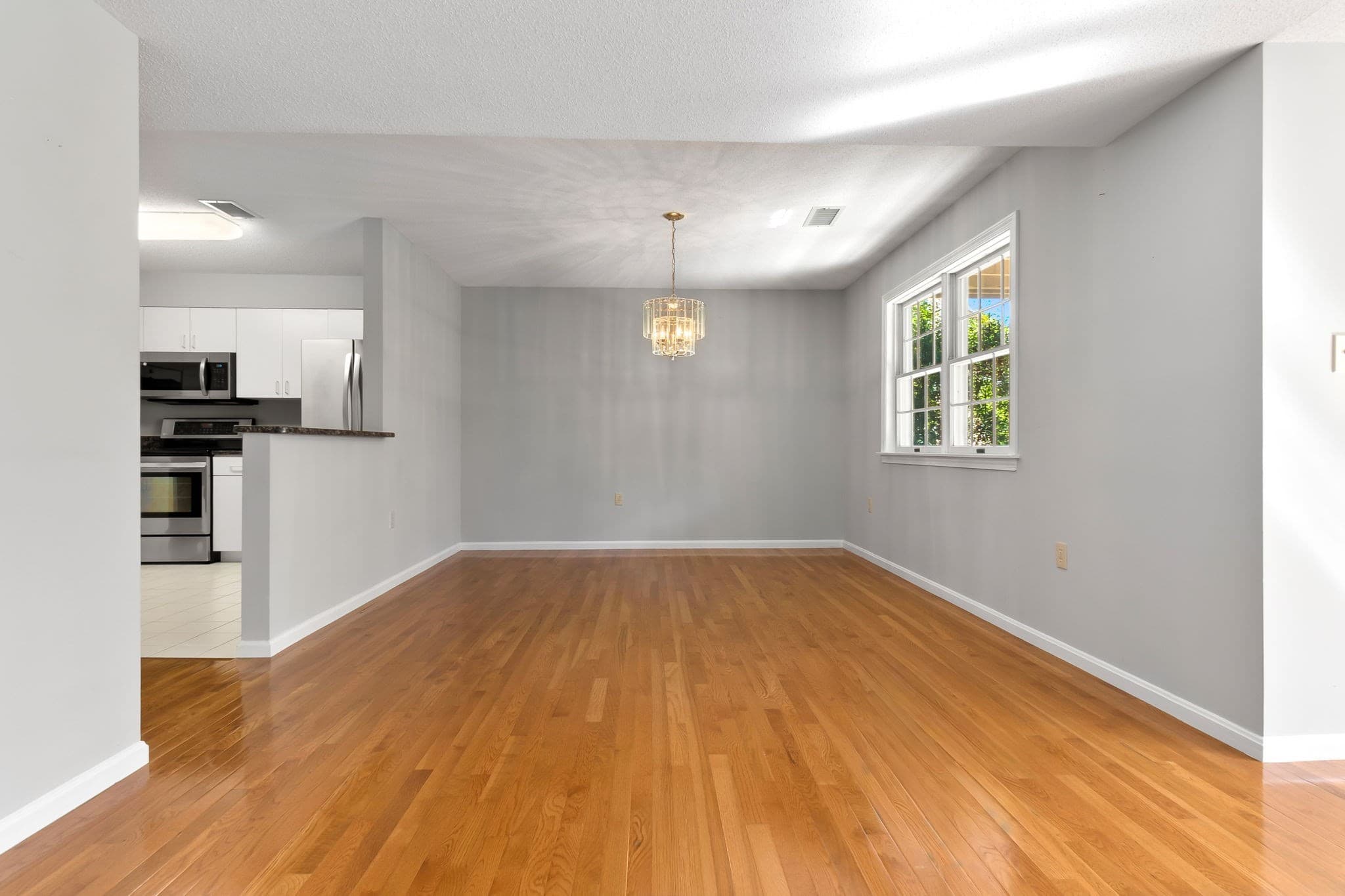 Condominium at 9 Weatherly Drive # 9, Salem MA 01970, Salem, photo 6 of 32