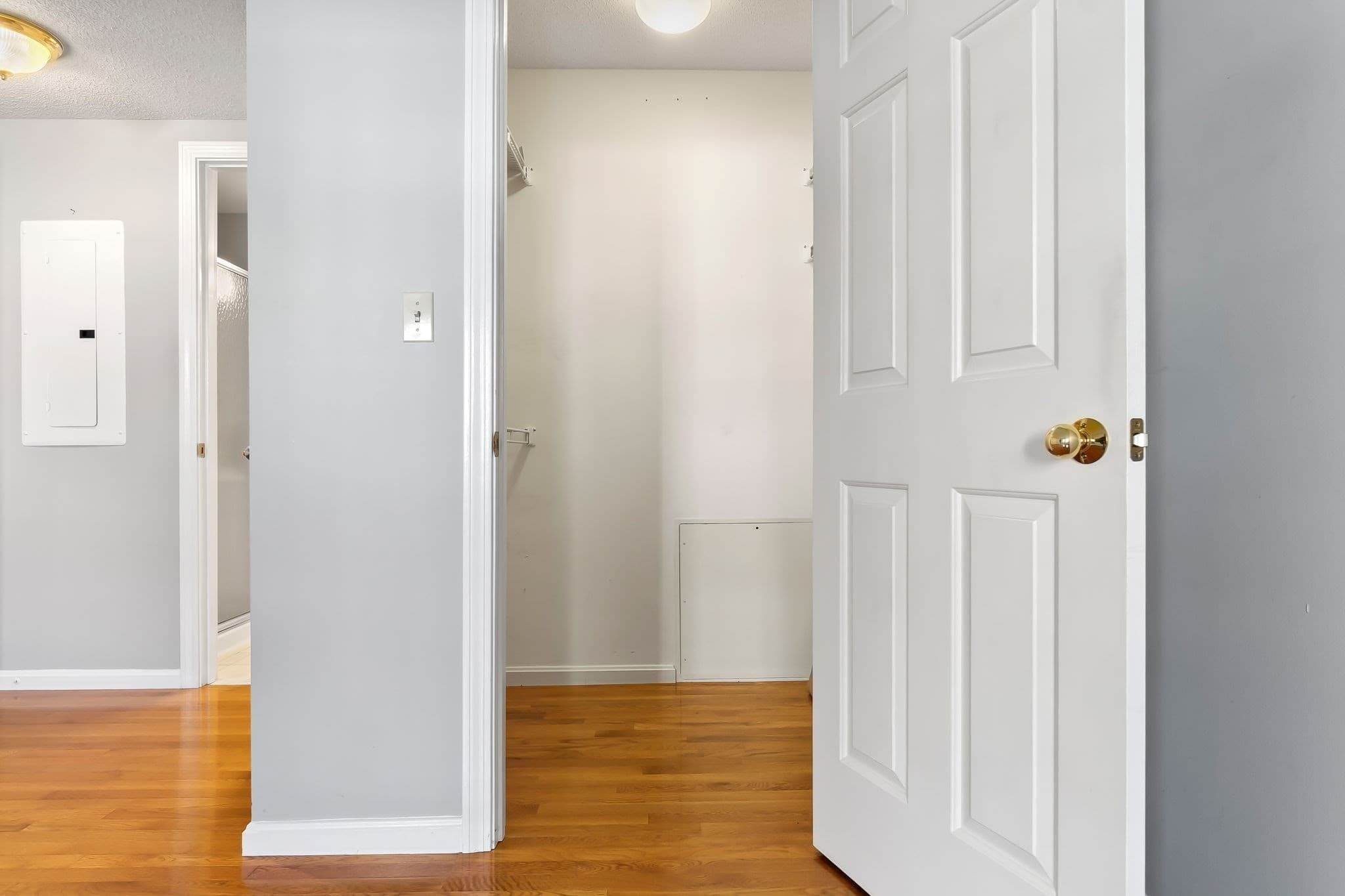 Condominium at 9 Weatherly Drive # 9, Salem MA 01970, Salem, photo 17 of 32