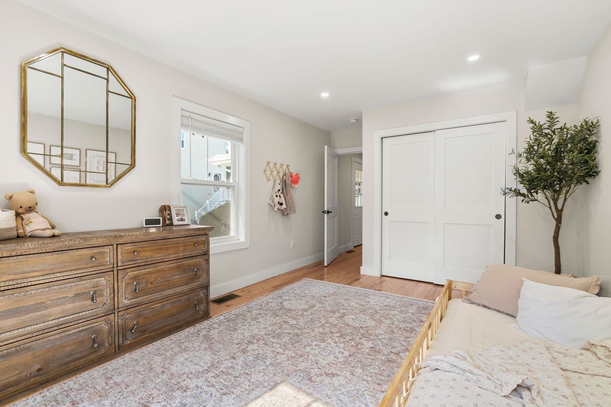 Single Family Residence at 30 Williams Street, Beverly MA 01915, Beverly, photo 6 of 29