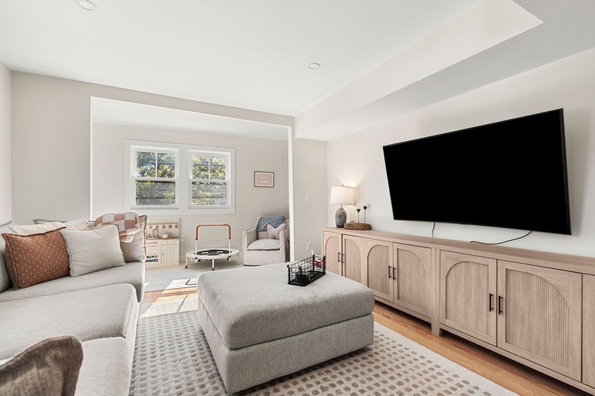 Single Family Residence at 30 Williams Street, Beverly MA 01915, Beverly, photo 12 of 29