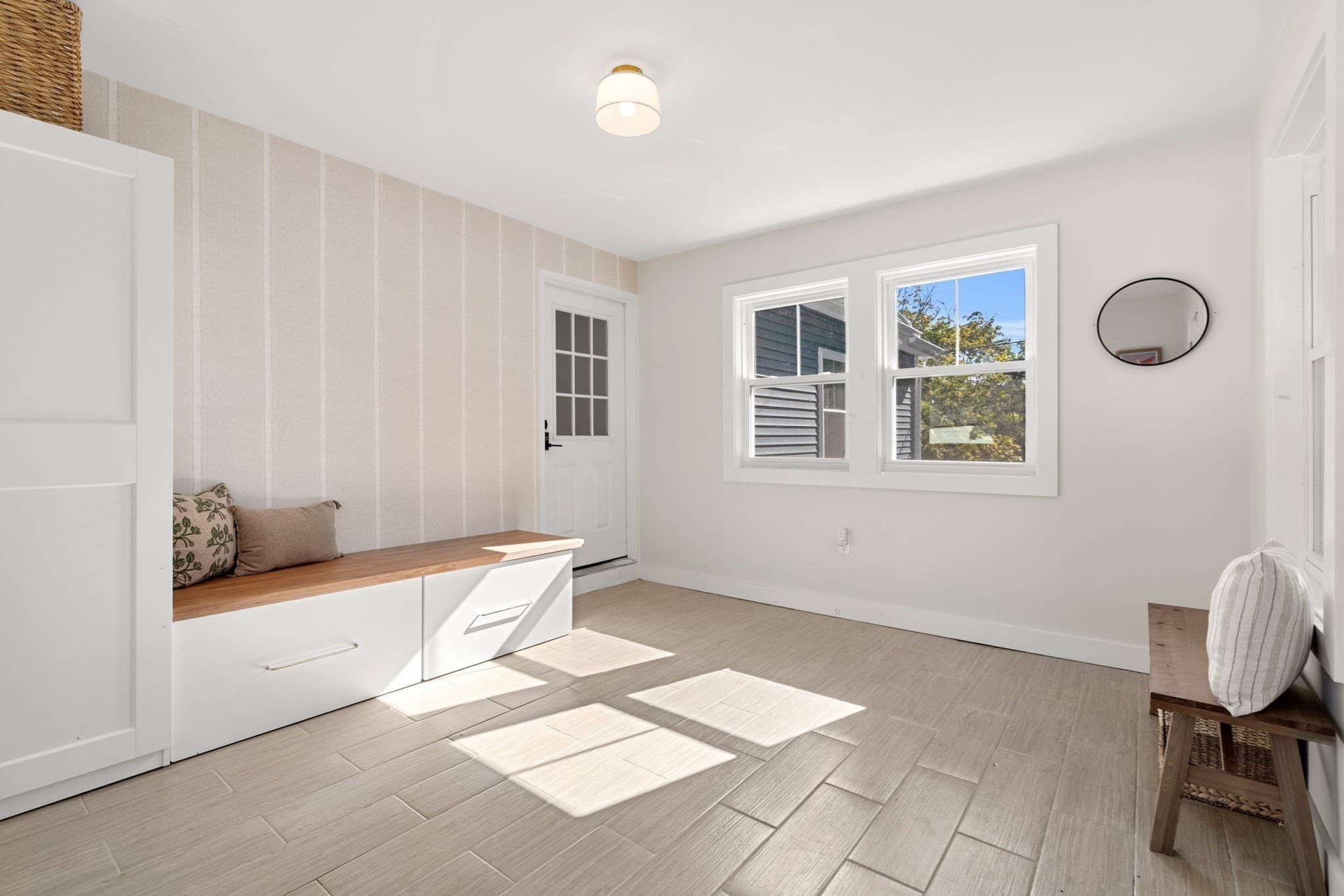 Single Family Residence at 30 Williams Street, Beverly MA 01915, Beverly, photo 3 of 29