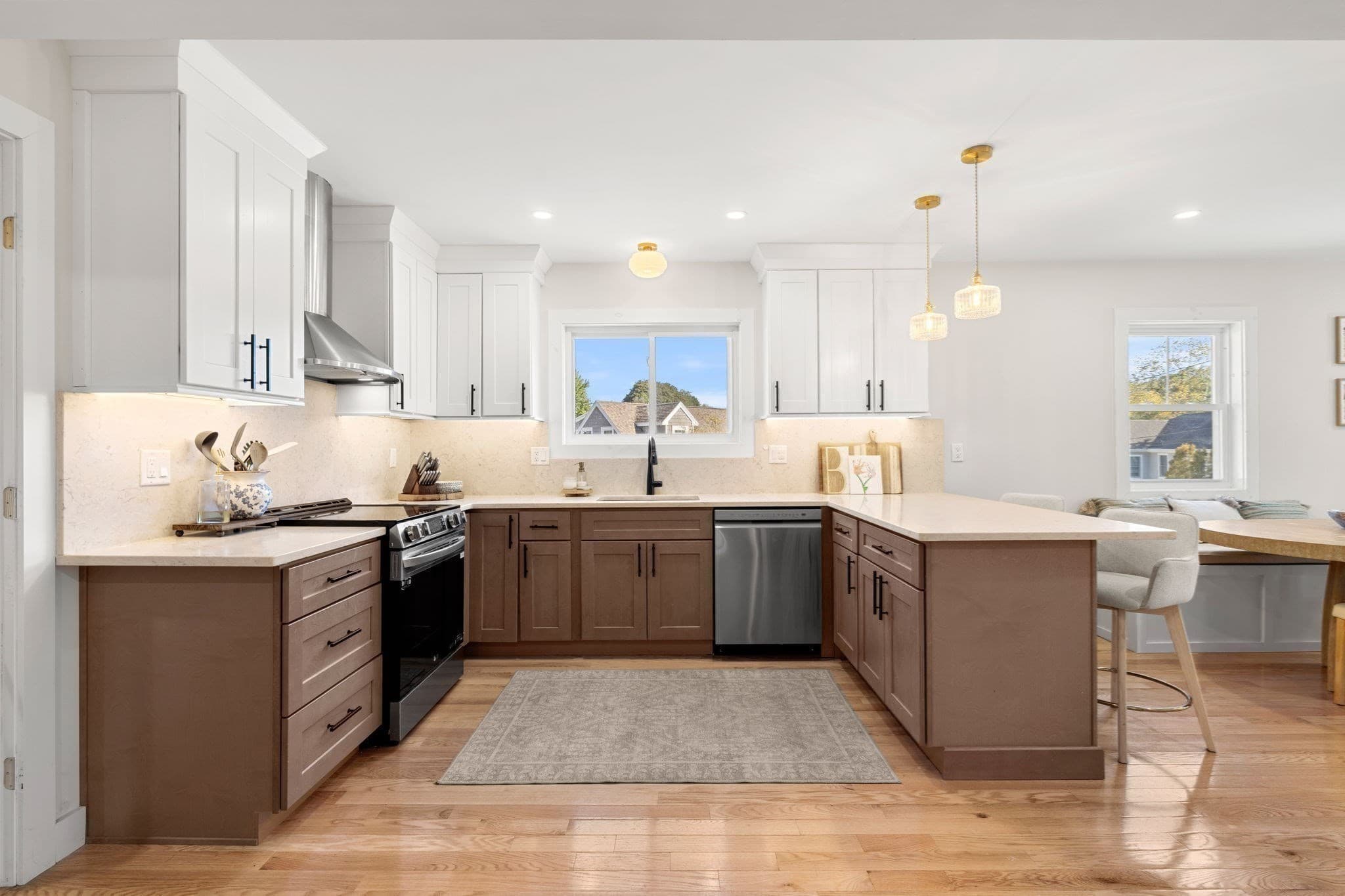 Single Family Residence at 30 Williams Street, Beverly MA 01915, Beverly, photo 8 of 29