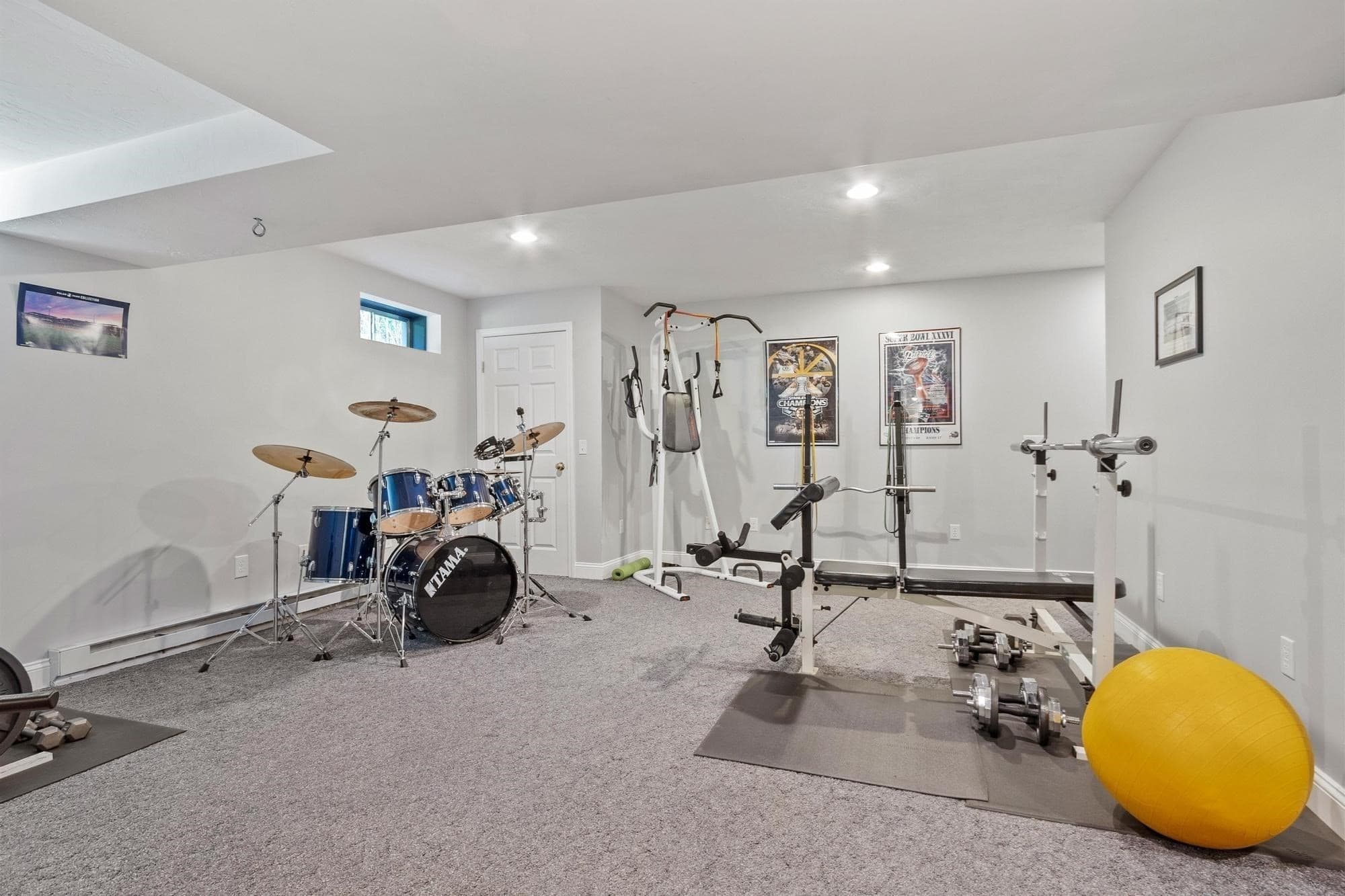 Single Family Residence at 4 Samuels Ln, Sterling MA 01564, Sterling, photo 32 of 42