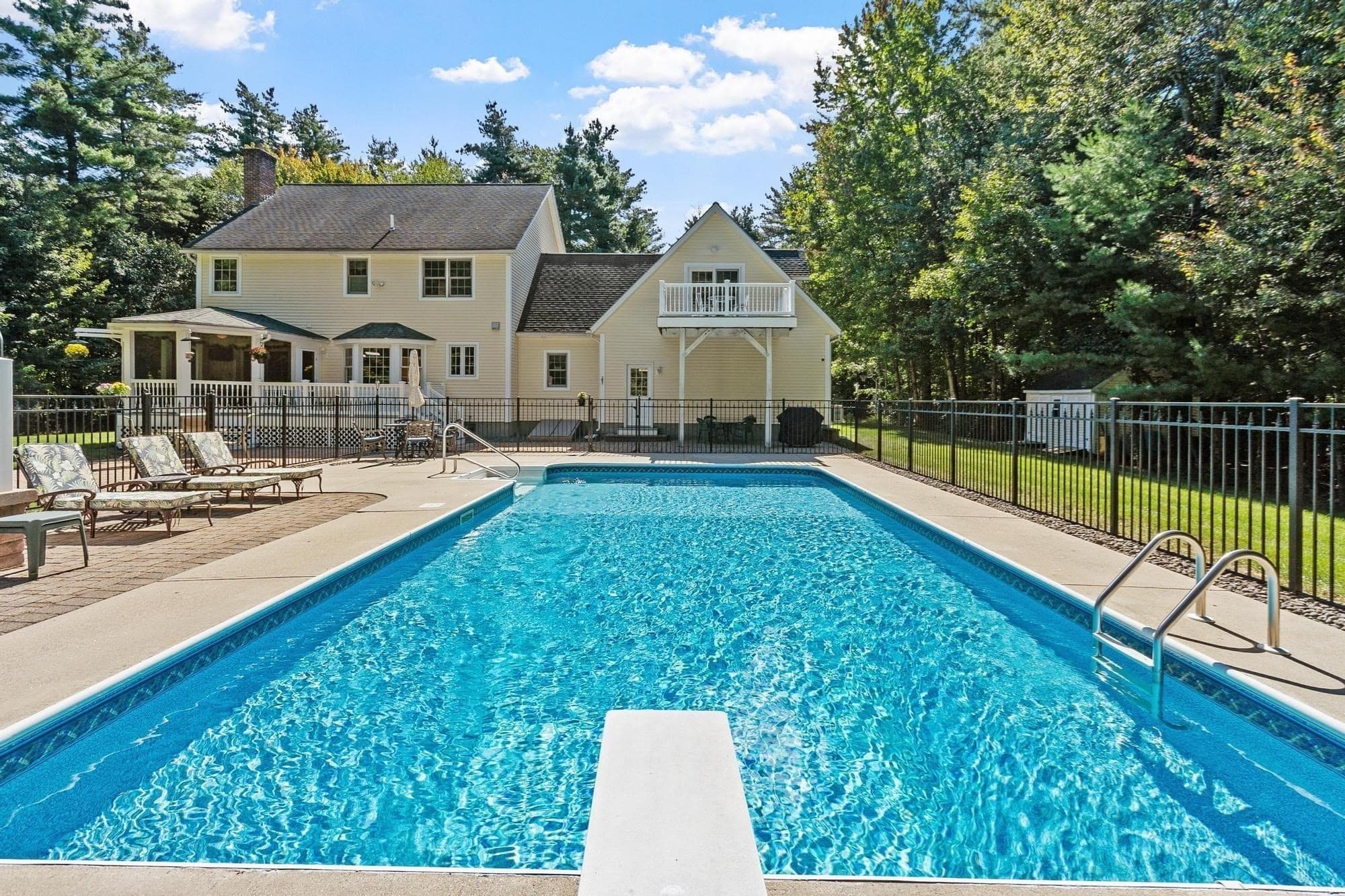 Single Family Residence at 4 Samuels Ln, Sterling MA 01564, Sterling, photo 38 of 42