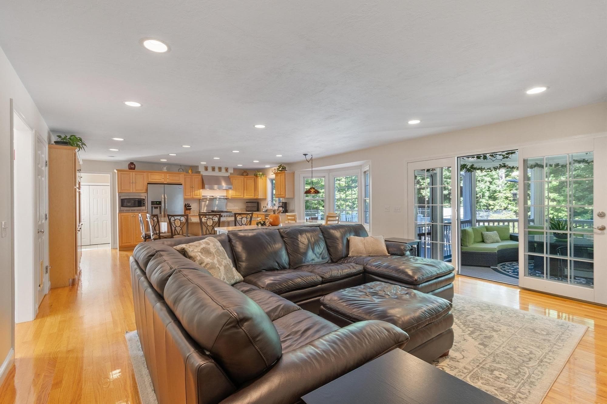 Single Family Residence at 4 Samuels Ln, Sterling MA 01564, Sterling, photo 11 of 42