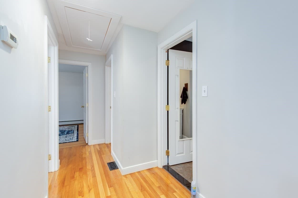 Single Family Residence at 10 Fredrick Drive, Wilmington MA 01887, Wilmington, photo 15 of 42