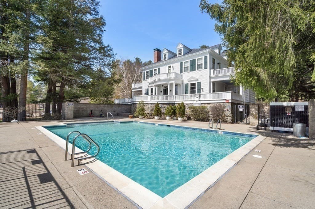 Condominium at 213 Nahanton St # 213, Newton MA 02459, Newton, photo 26 of 28