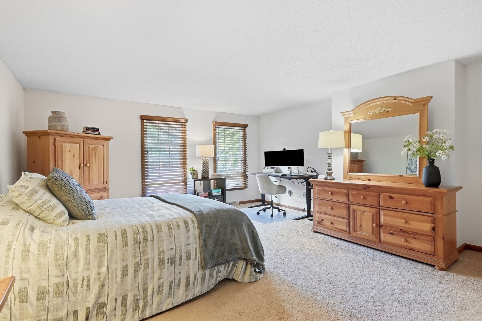 Condominium at 7 Mansion Woods Dr # b, Agawam MA 01001, Agawam, photo 15 of 33