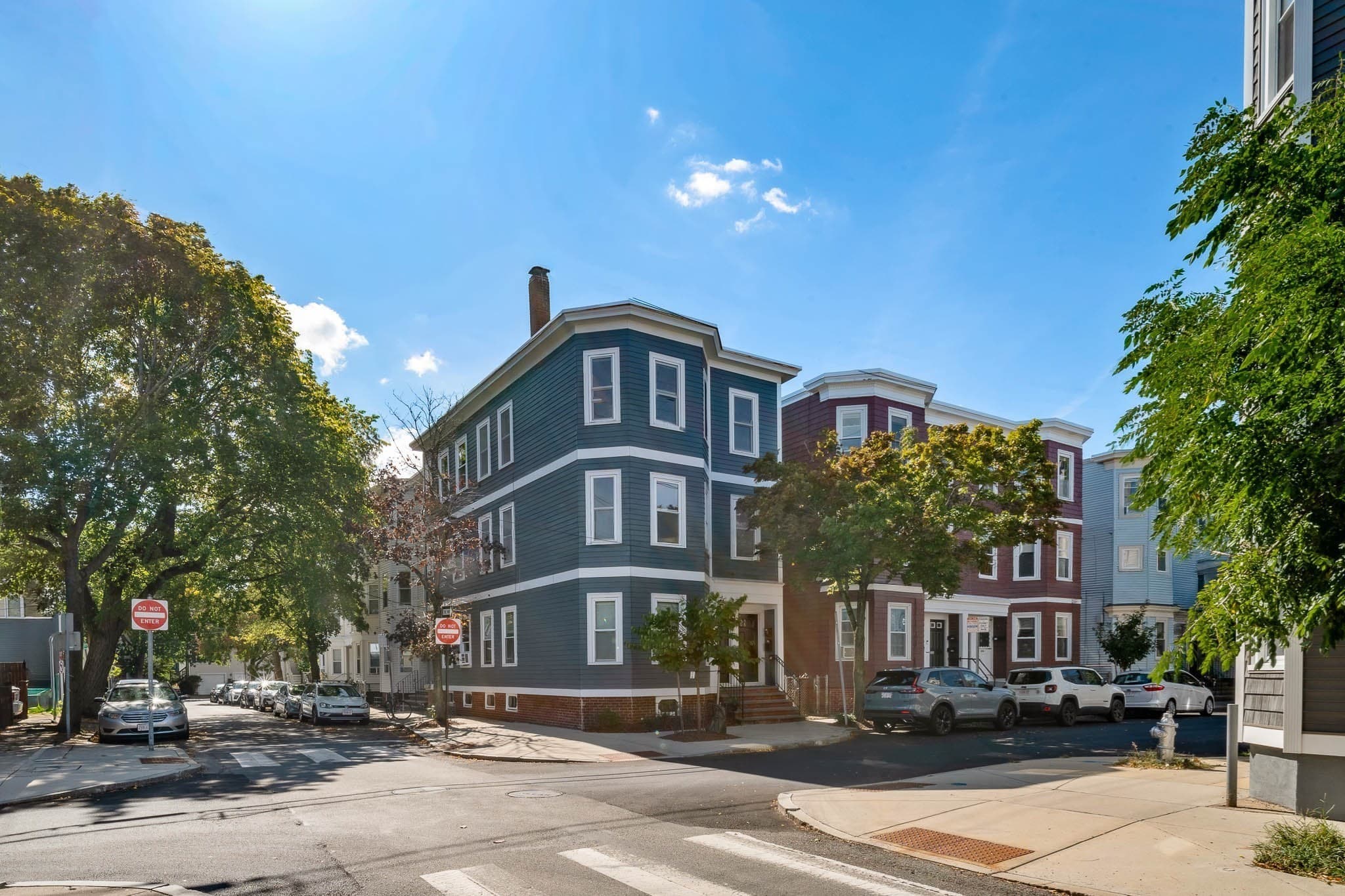 26 Plymouth # 2, Cambridge MA 02141