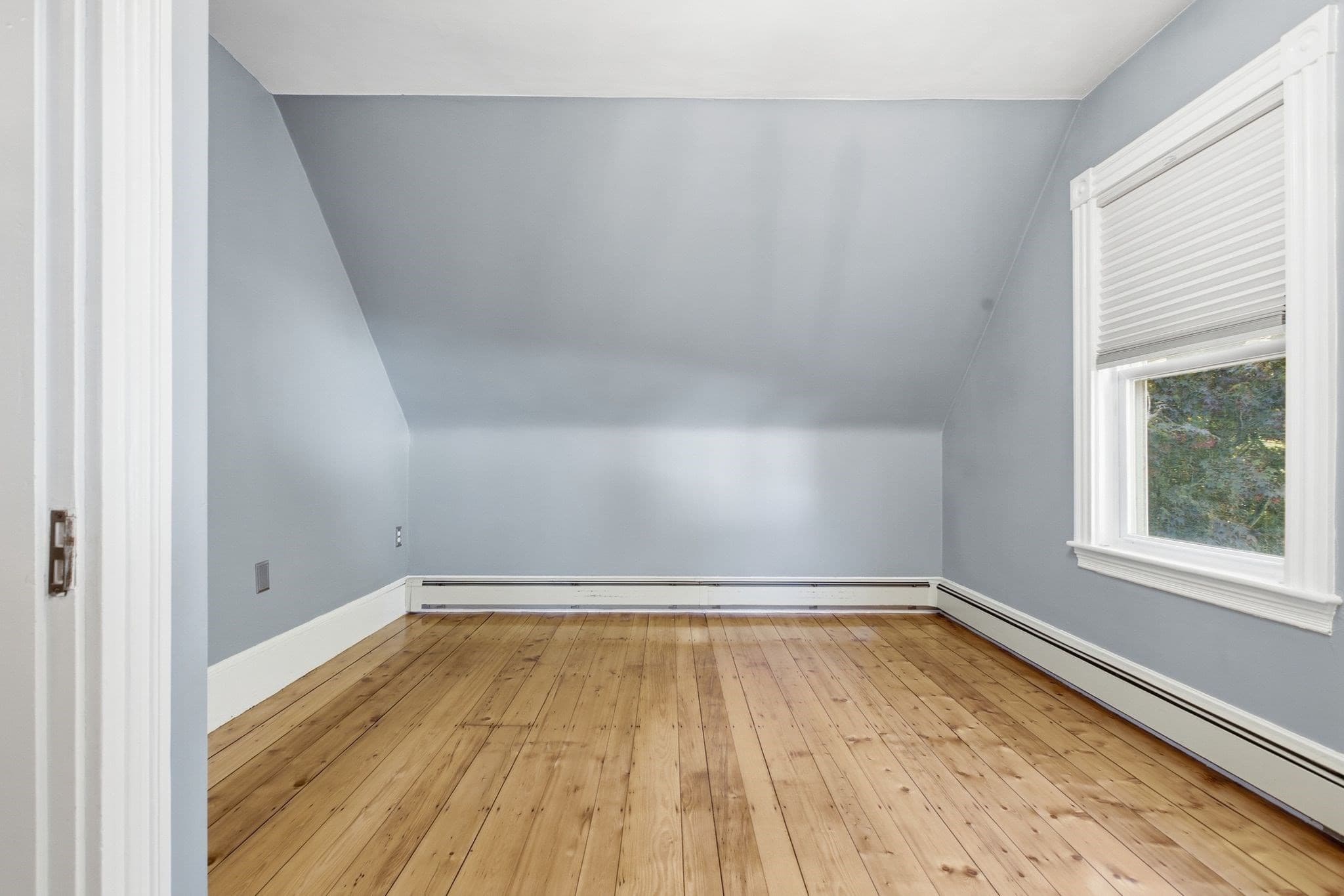 Single Family Residence at 10 Eaton St, Reading MA 01867, Reading, photo 22 of 34
