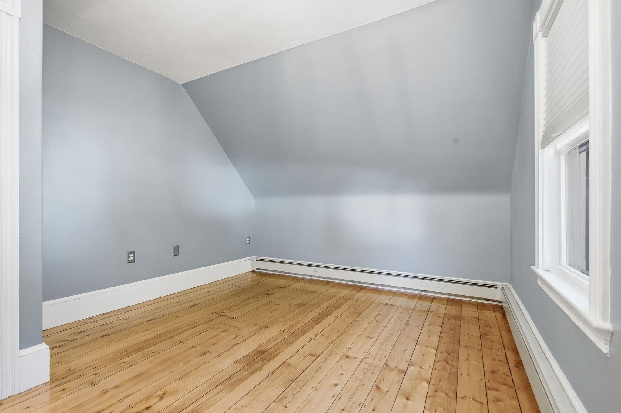 Single Family Residence at 10 Eaton St, Reading MA 01867, Reading, photo 20 of 34