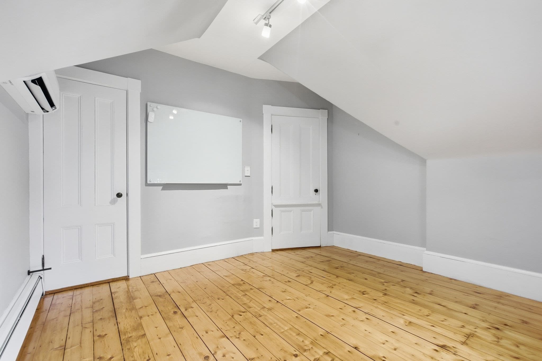 Single Family Residence at 10 Eaton St, Reading MA 01867, Reading, photo 24 of 34