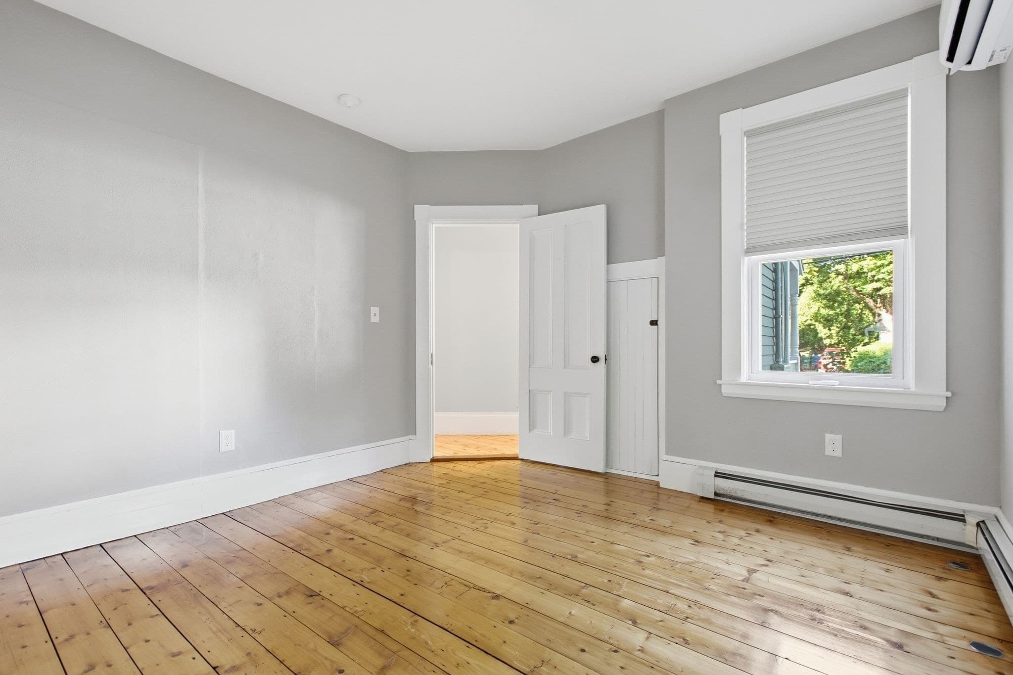 Single Family Residence at 10 Eaton St, Reading MA 01867, Reading, photo 19 of 34