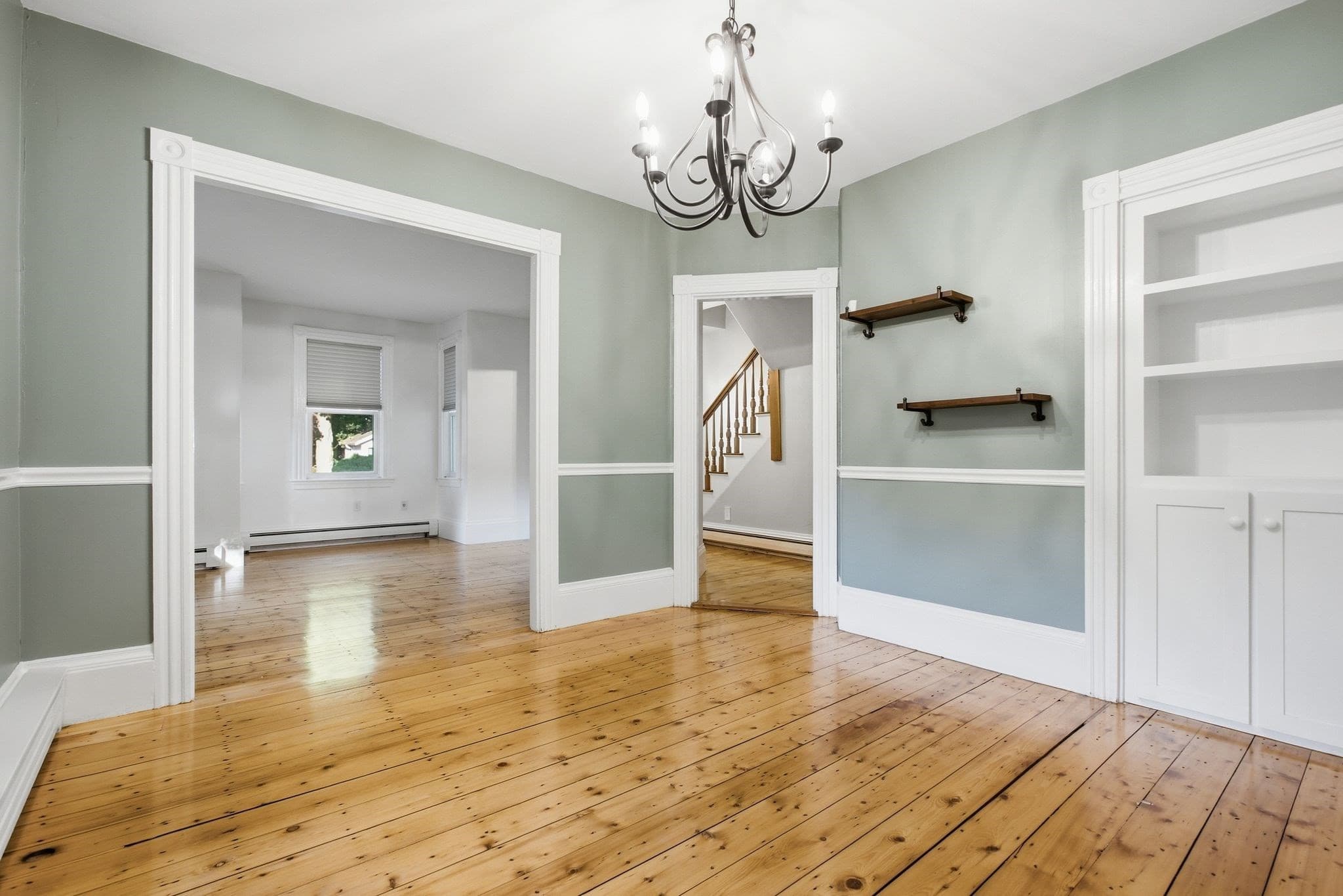 Single Family Residence at 10 Eaton St, Reading MA 01867, Reading, photo 8 of 34