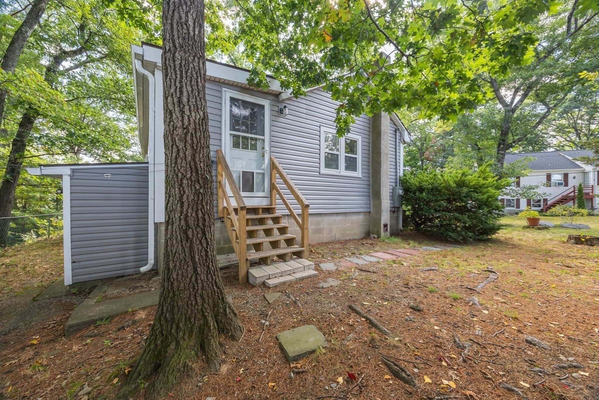Single Family Residence at 21 Faulkner Rd, Grafton MA 01536, Grafton, photo 21 of 26