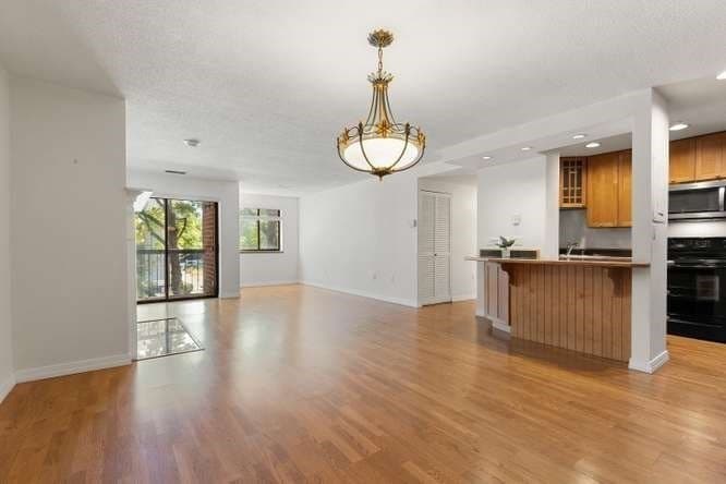 Condominium at 666 Main Street # 217, Winchester MA 01890, Winchester, photo 12 of 41