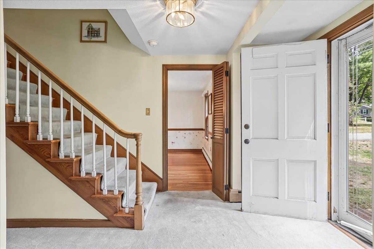 Single Family Residence at 43 Chatham Rd, Norwood MA 02062, Norwood, photo 4 of 41