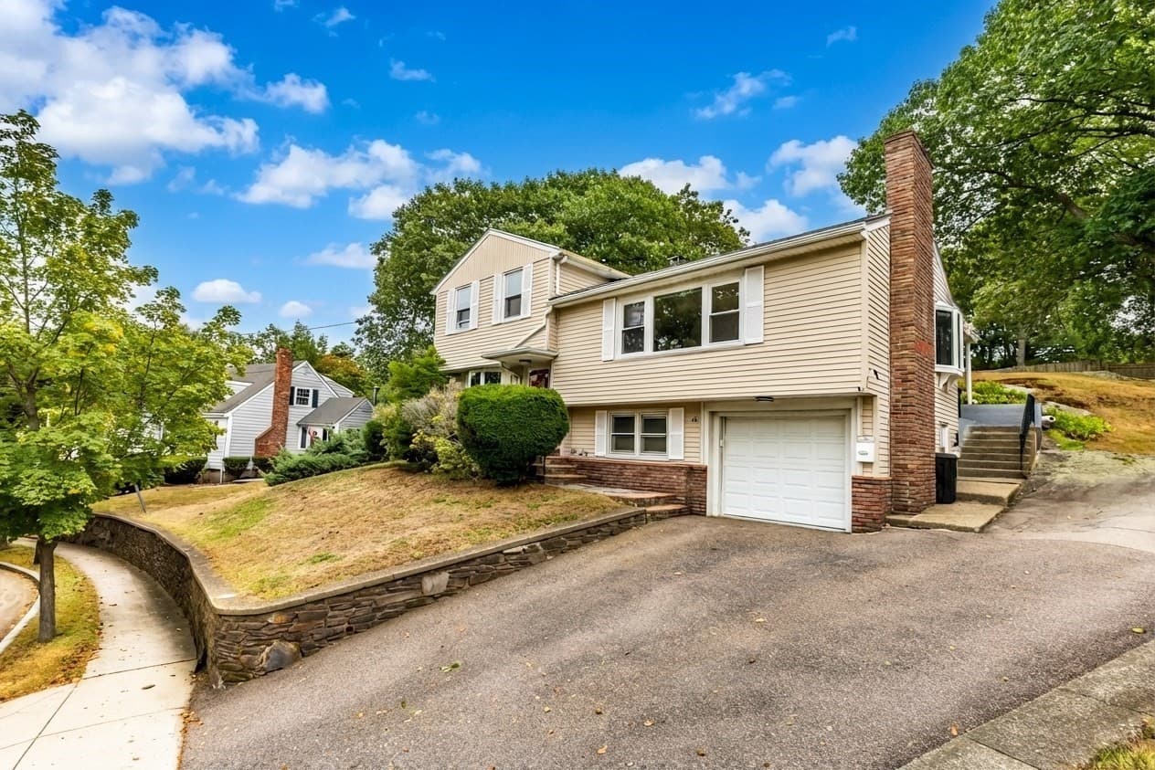 Single Family Residence at 68 Faxon Ln, Quincy MA 02169, Quincy, photo 2 of 37