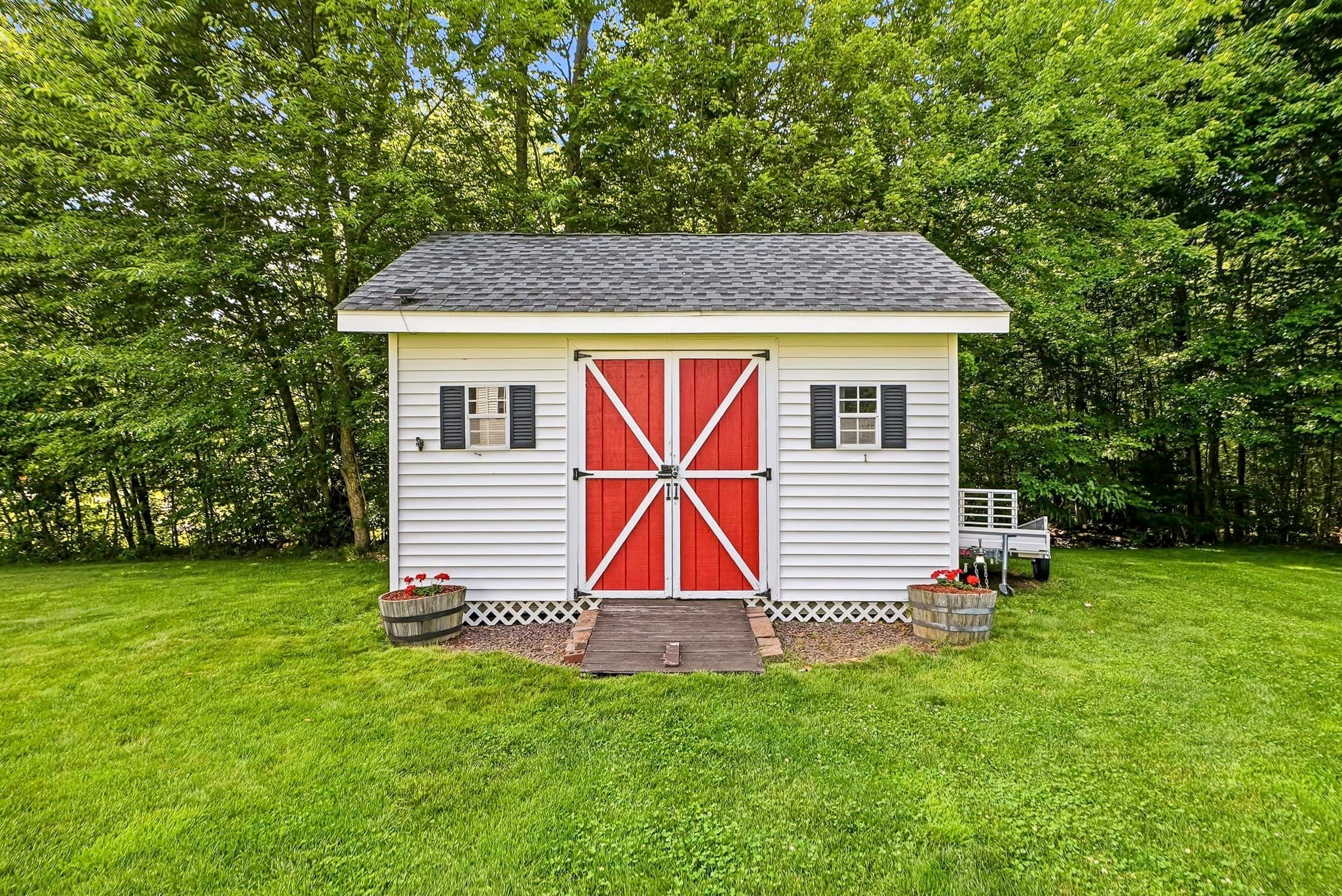 Single Family Residence at 2 Madisyn Ave, Rutland MA 01543, Rutland, photo 9 of 42