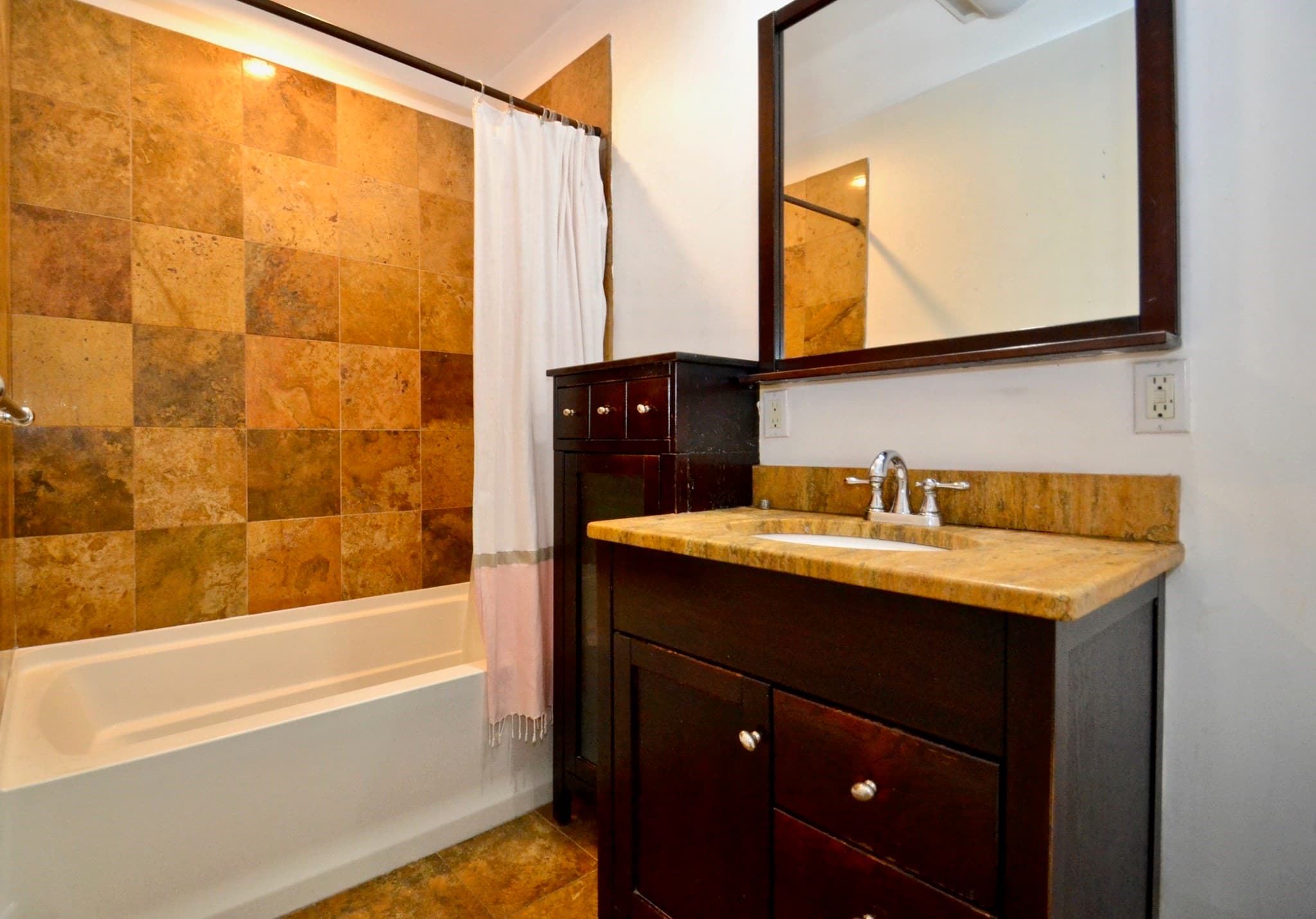 Condominium at 1249 Cambridge Street # 3, Cambridge MA 02139, Cambridge, photo 11 of 12