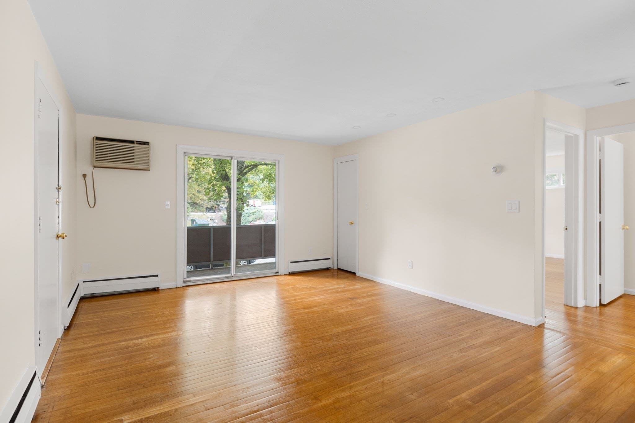 Condominium at 63 Lionel Ave # C, Waltham MA 02452, Waltham, photo 7 of 29