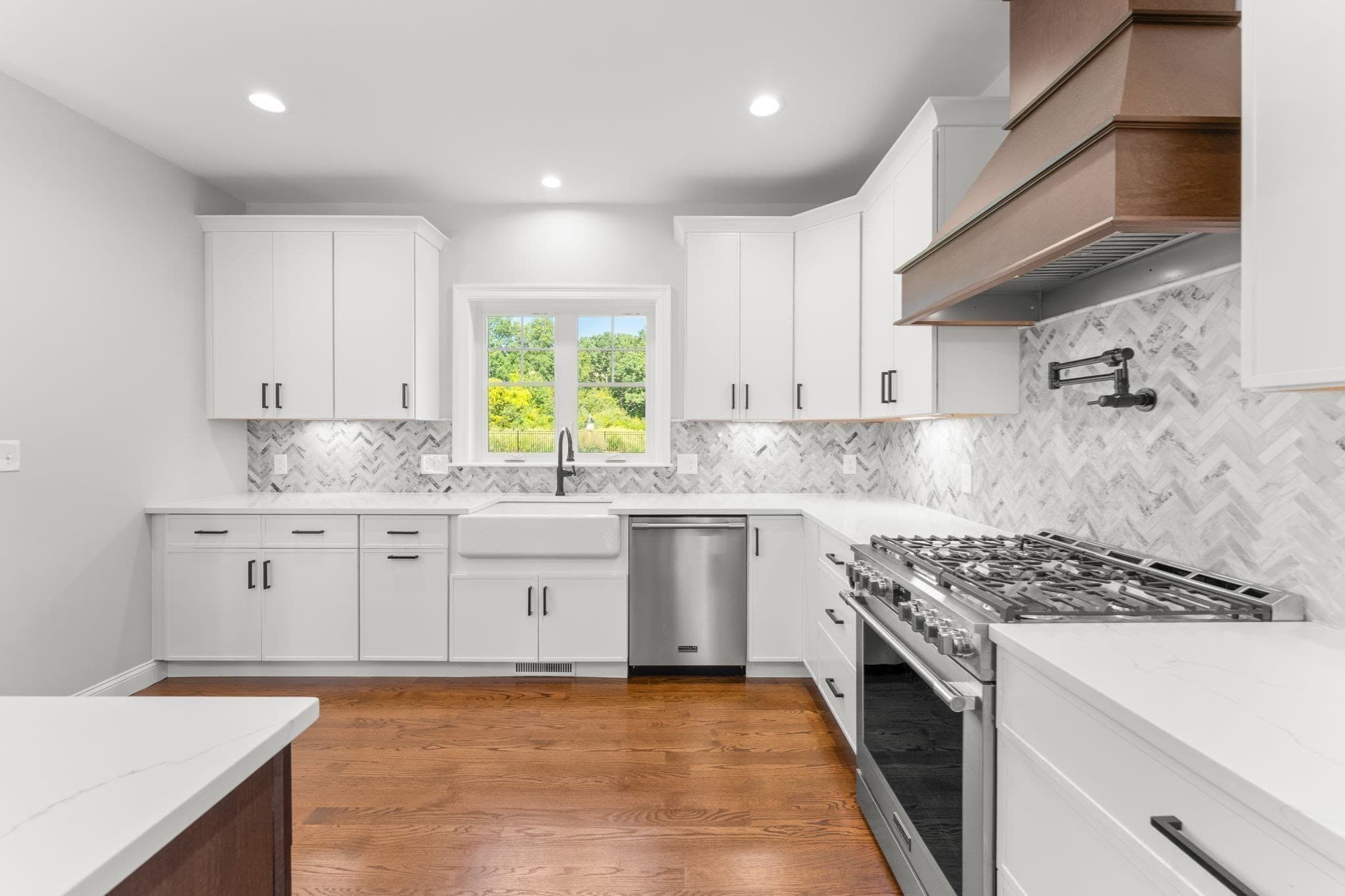 Single Family Residence at 82 Colts Way, Attleboro MA 02703, Attleboro, photo 8 of 41