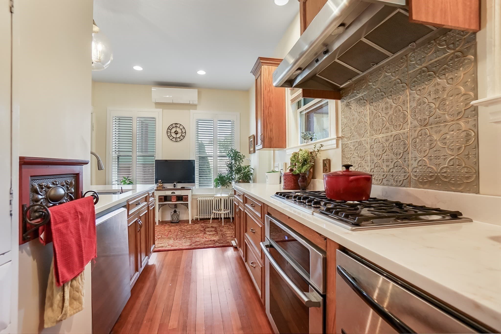 Single Family Residence at 23 Prospect St, Marlborough MA 01752, Marlborough, photo 14 of 42