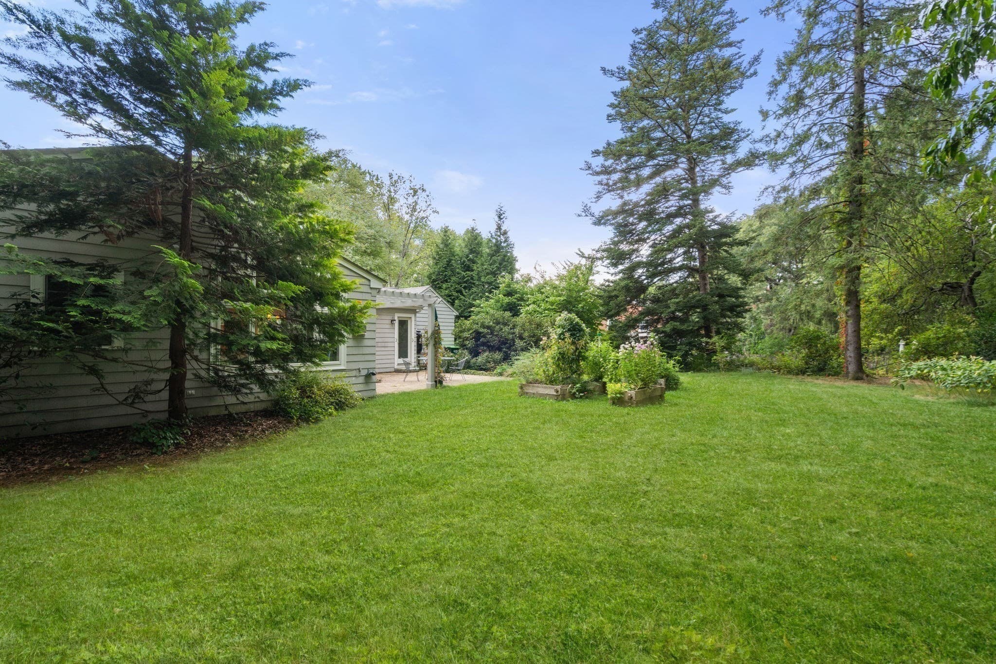 Single Family Residence at 6 Hayward Road, Wayland MA 01778, Wayland, photo 33 of 34