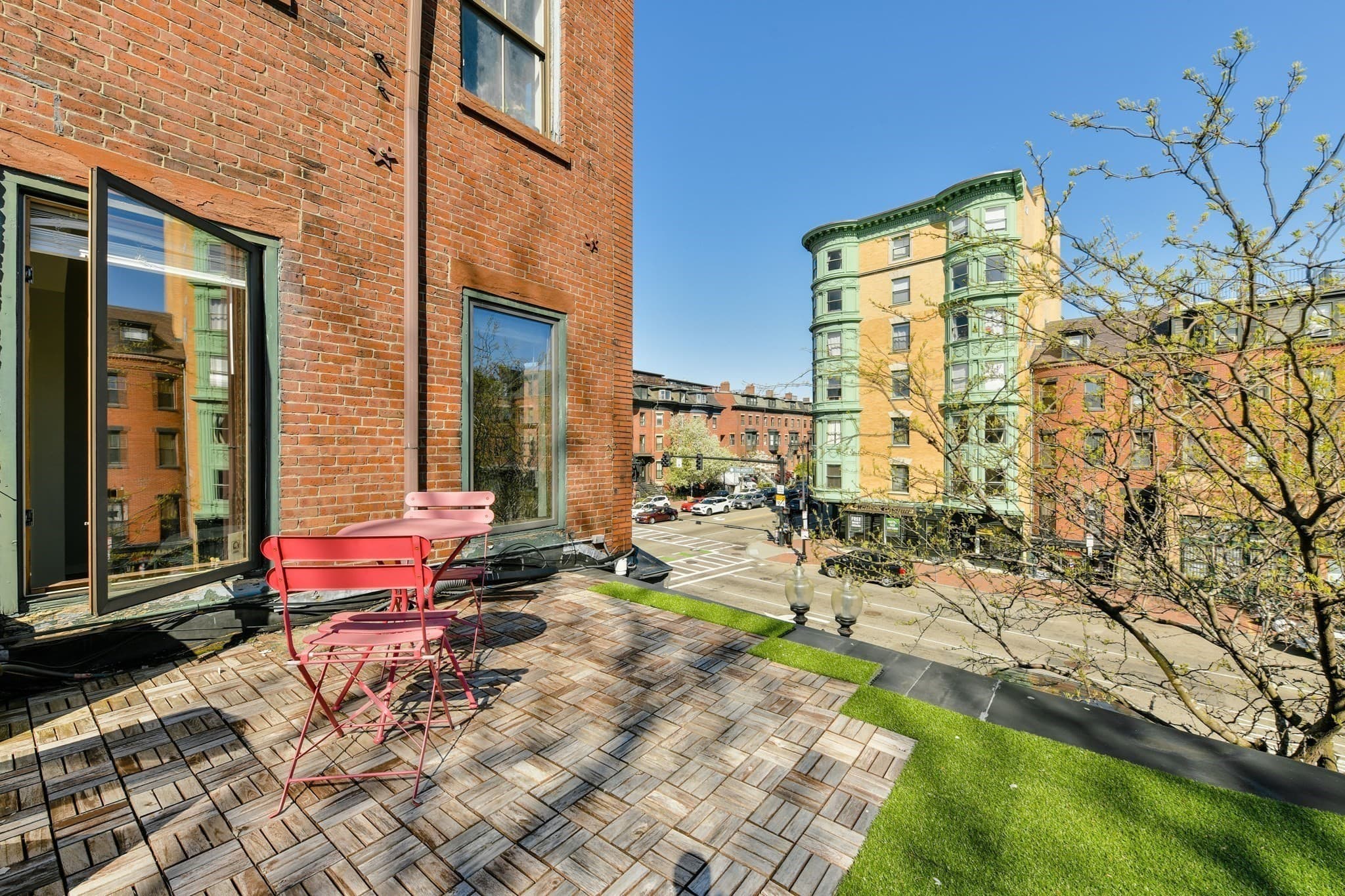 Condominium at 504 Massachusetts Ave # 1, Boston MA 02118, Boston, photo 9 of 15