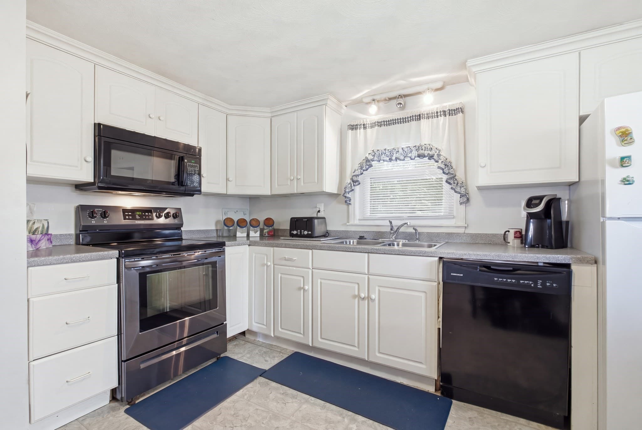 Single Family Residence at 34 Palmer St, Medford MA 02155, Medford, photo 16 of 42