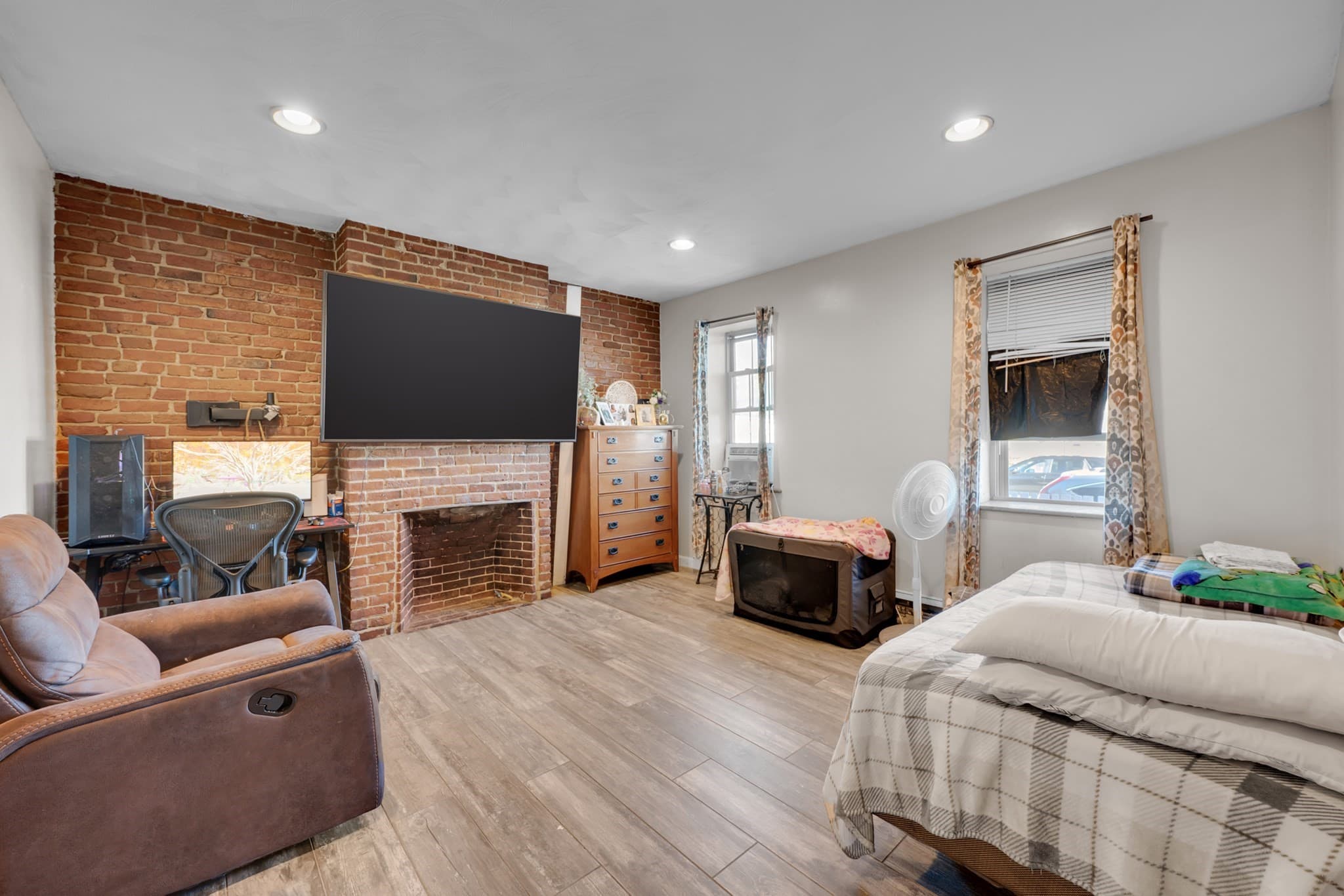 Multi Family at 48 Union St, Lawrence MA 01840, Lawrence, photo 2 of 15