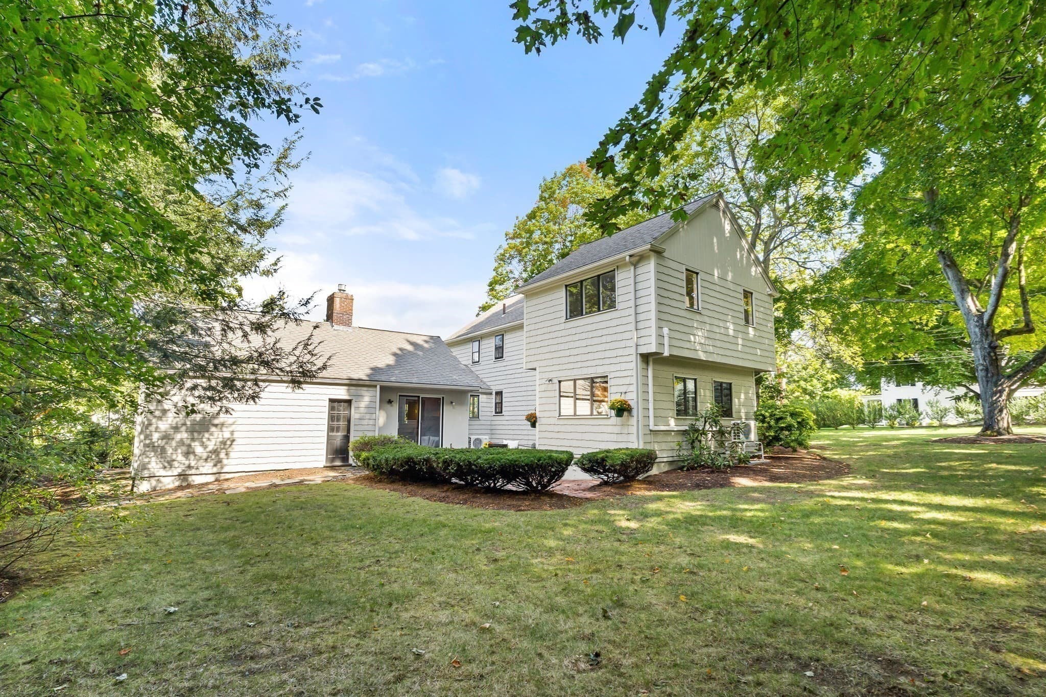 Single Family Residence at 1 Overlook Way, Winchester MA 01890, Winchester, photo 38 of 39