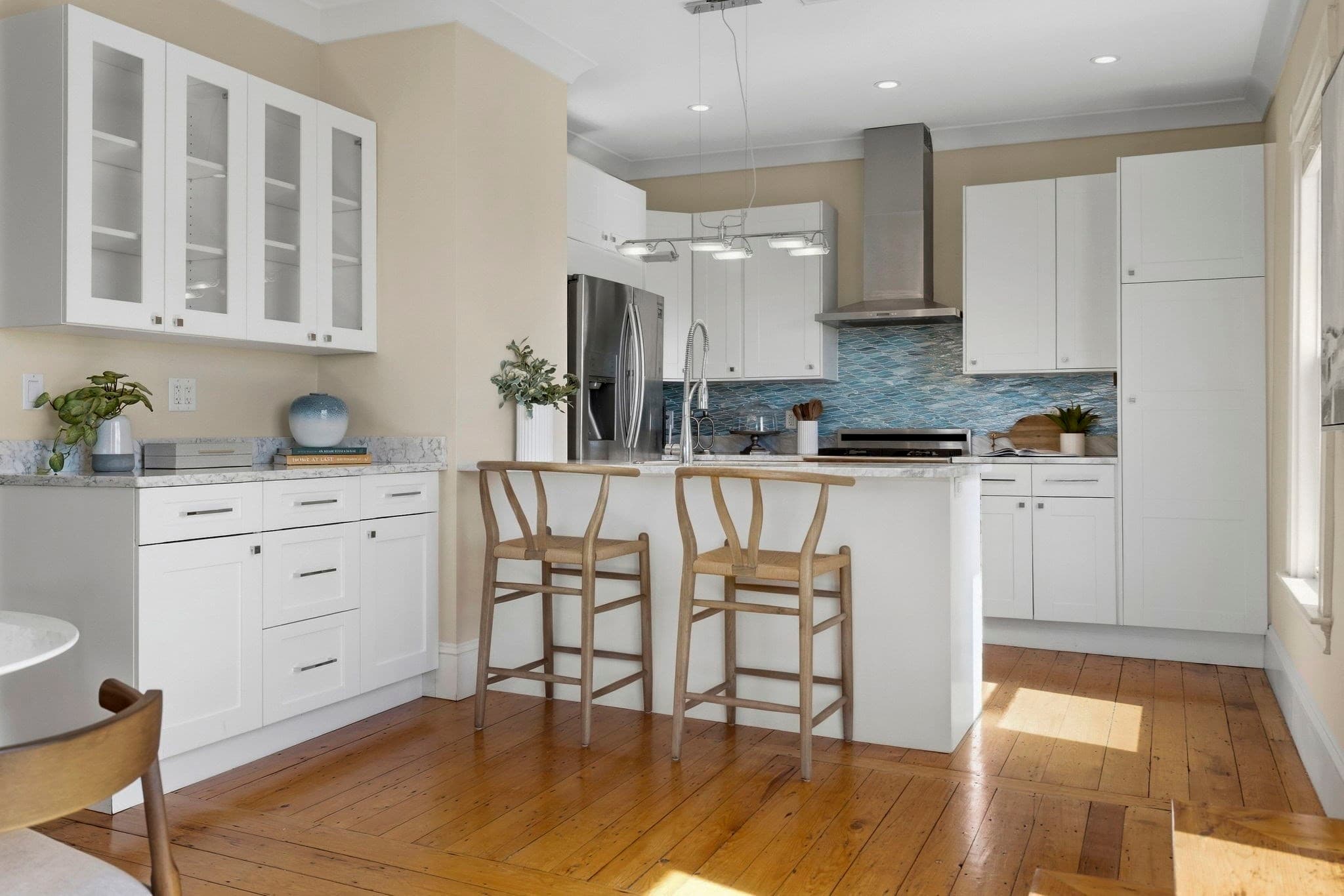 Condominium at 201 Savin Hill Ave # 2, Boston MA 02125, Boston, photo 8 of 30