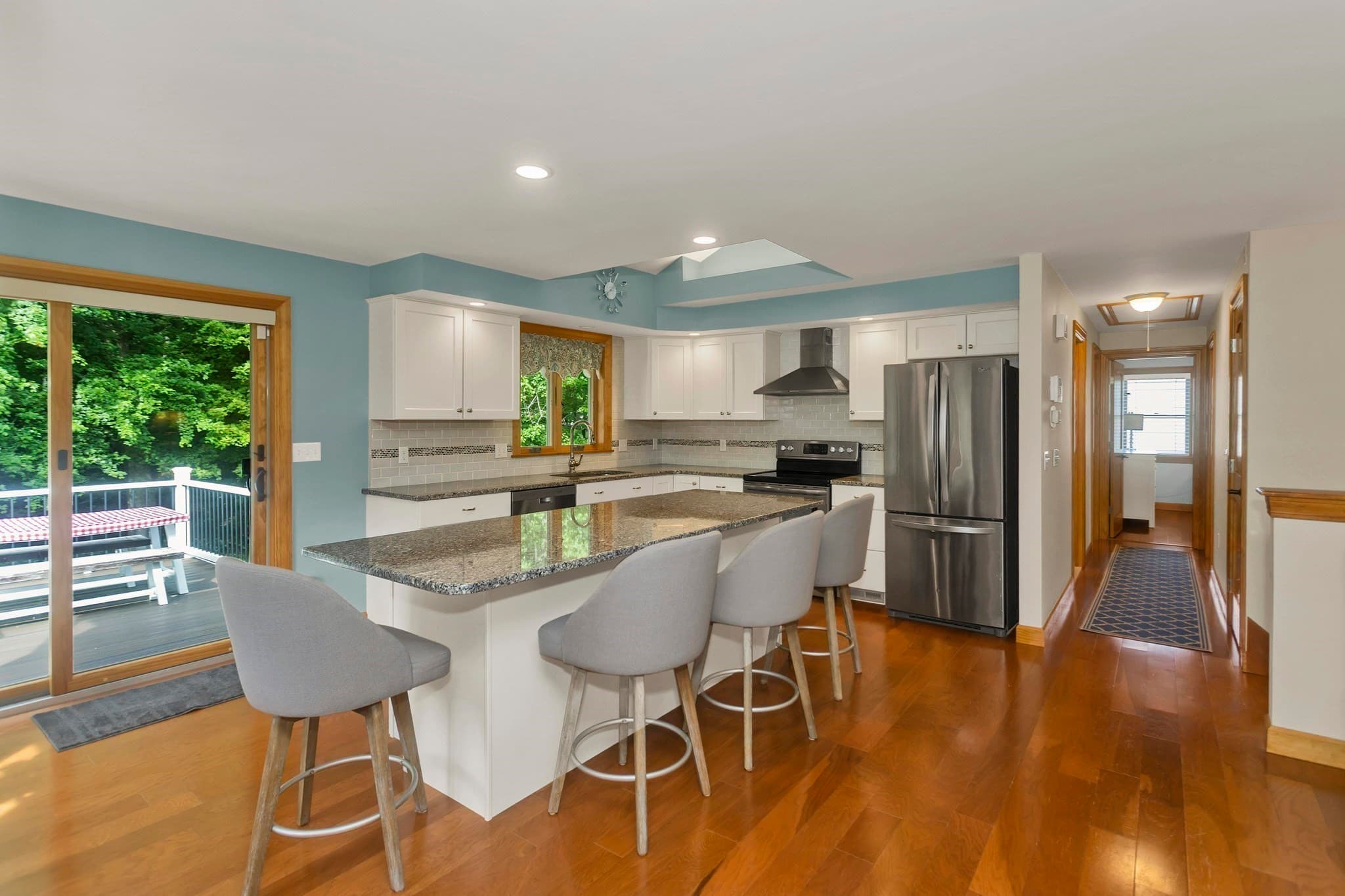 Single Family Residence at 5 Tamarack Ln, Agawam MA 01030, Agawam, photo 10 of 41