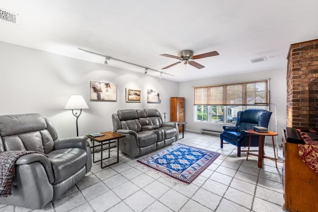 Single Family Residence at 2 Rosemary Ave, Wakefield MA 01880, Wakefield, photo 16 of 42