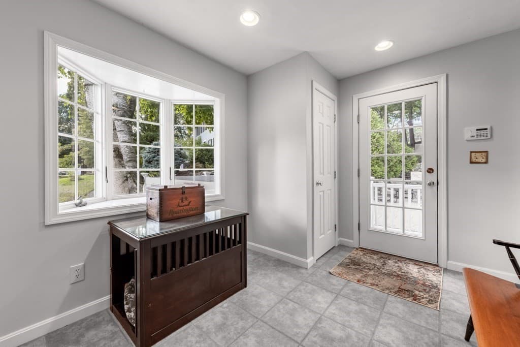 Single Family Residence at 2 Rosemary Ave, Wakefield MA 01880, Wakefield, photo 32 of 42
