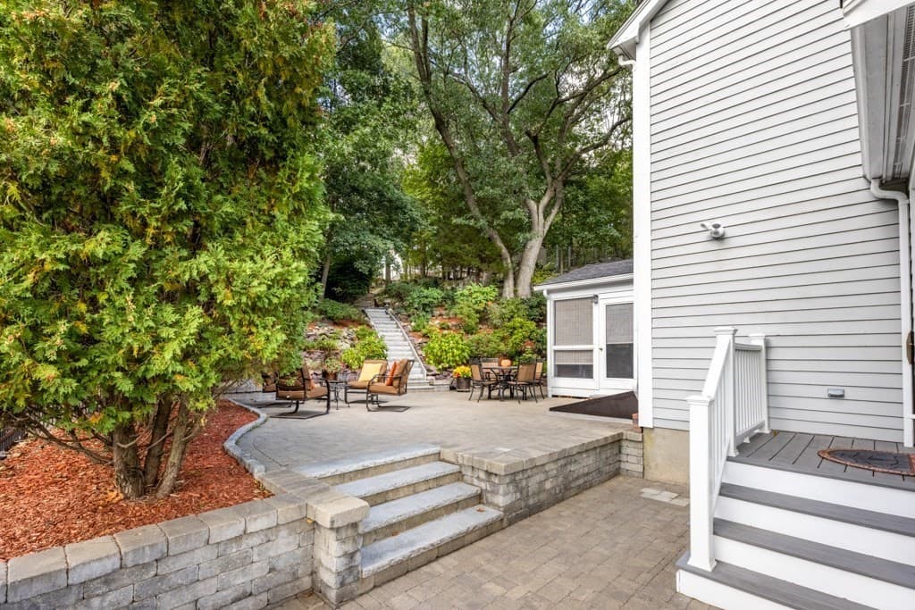 Single Family Residence at 2 Rosemary Ave, Wakefield MA 01880, Wakefield, photo 5 of 42