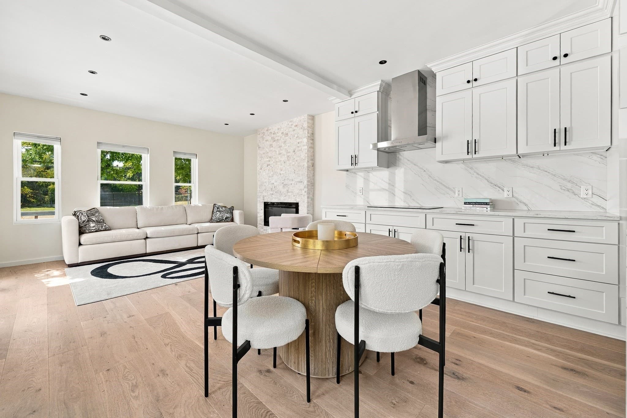 Condominium at 455-457 Summer St # 1, Arlington MA 02474, Arlington, photo 2 of 16