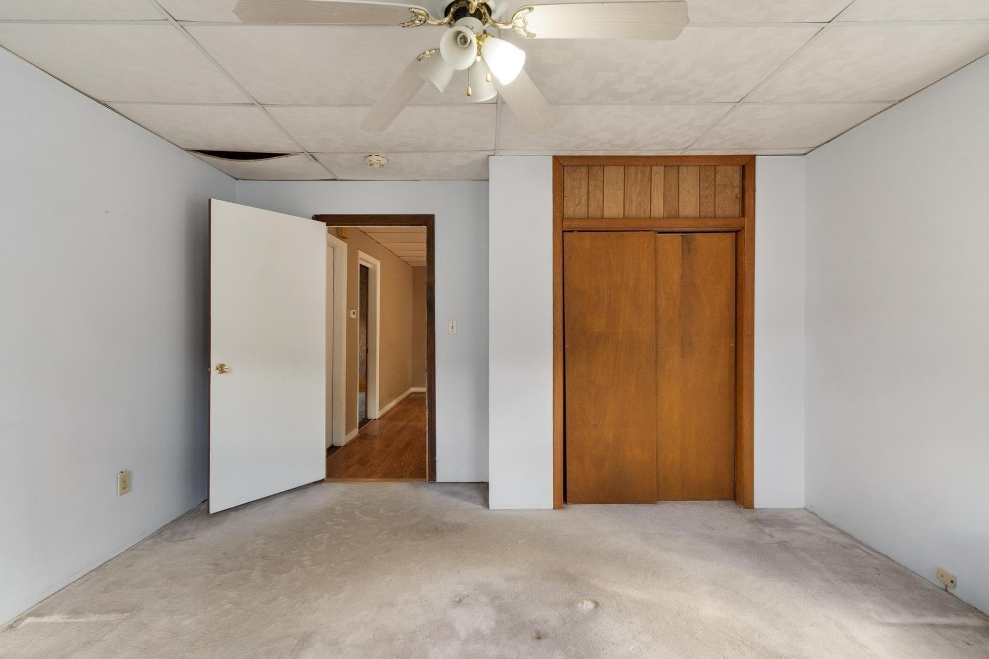 2 Family - 2 Units Up/Down at 352 Stackpole Street, Lowell MA 01852, Lowell, photo 9 of 40