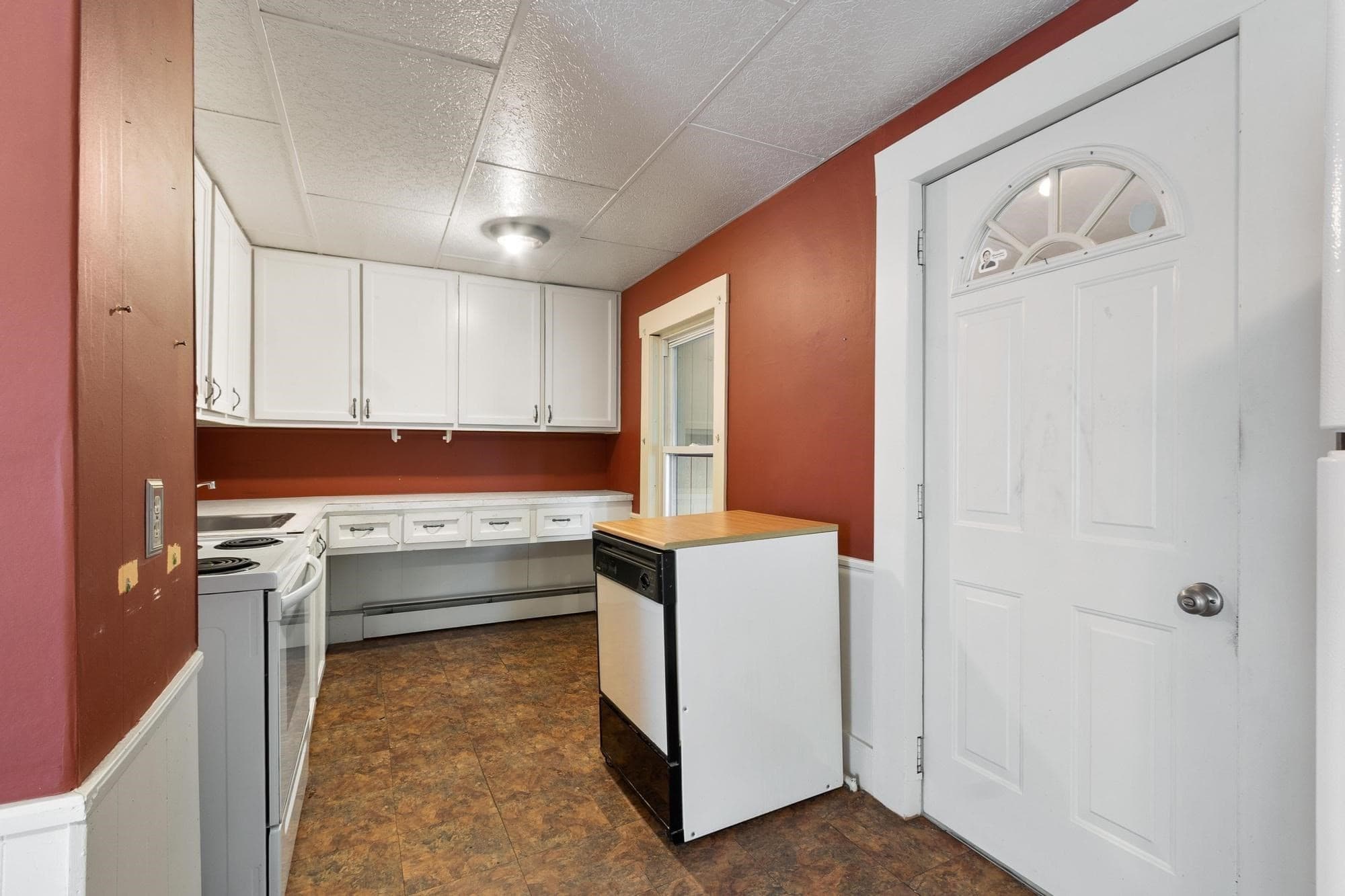 2 Family - 2 Units Up/Down at 352 Stackpole Street, Lowell MA 01852, Lowell, photo 19 of 40
