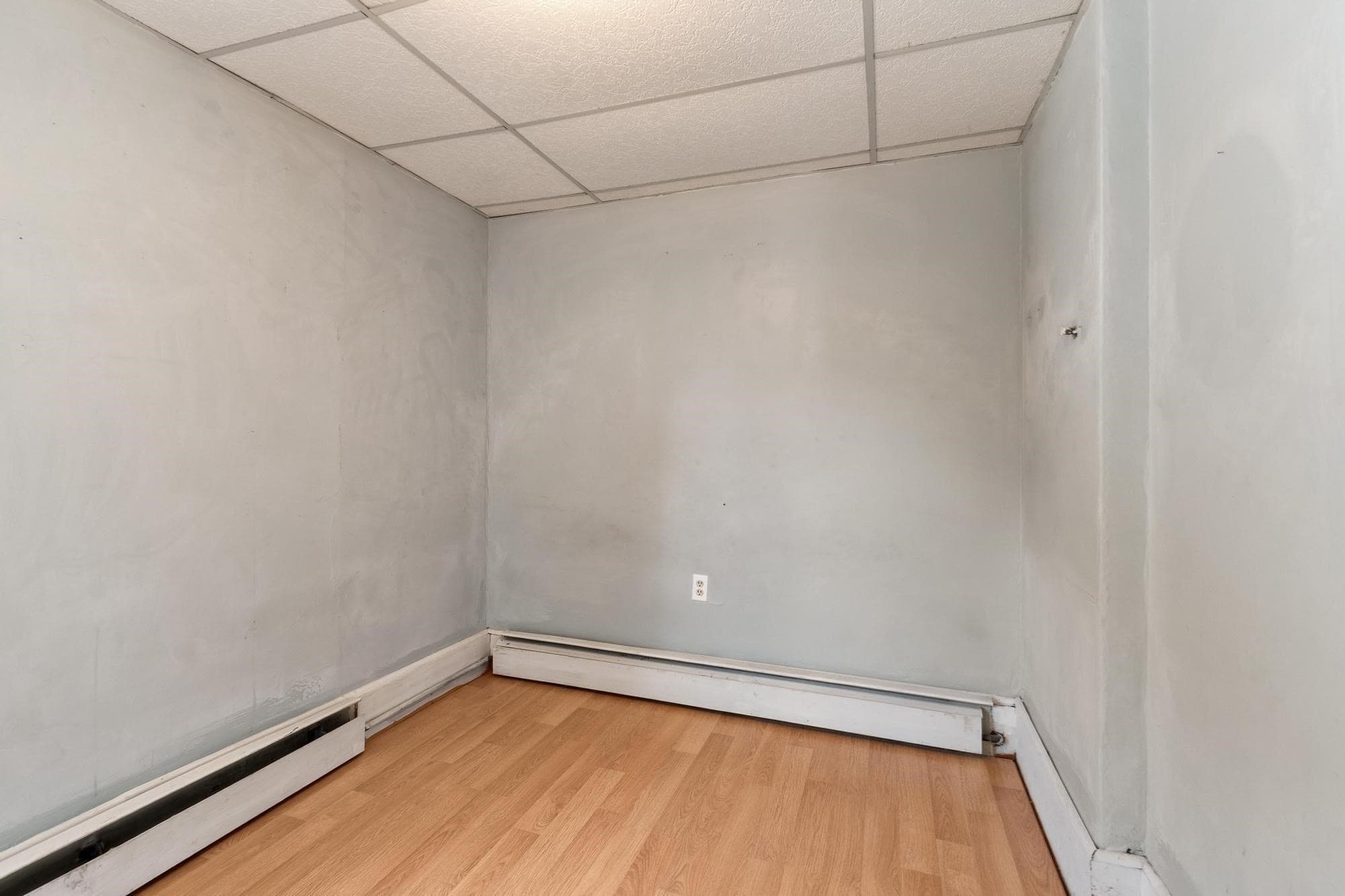 2 Family - 2 Units Up/Down at 352 Stackpole Street, Lowell MA 01852, Lowell, photo 25 of 40
