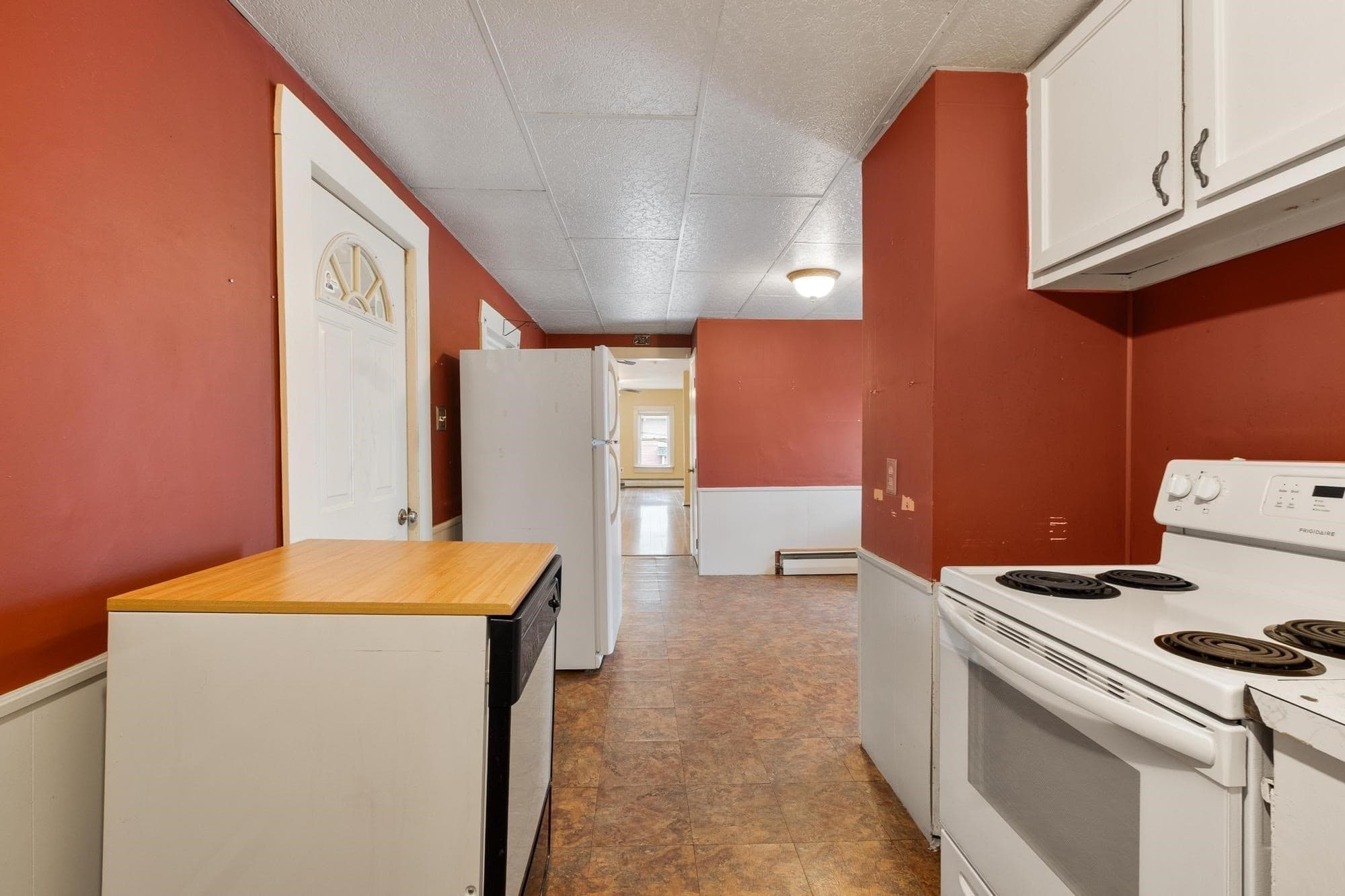 2 Family - 2 Units Up/Down at 352 Stackpole Street, Lowell MA 01852, Lowell, photo 21 of 40
