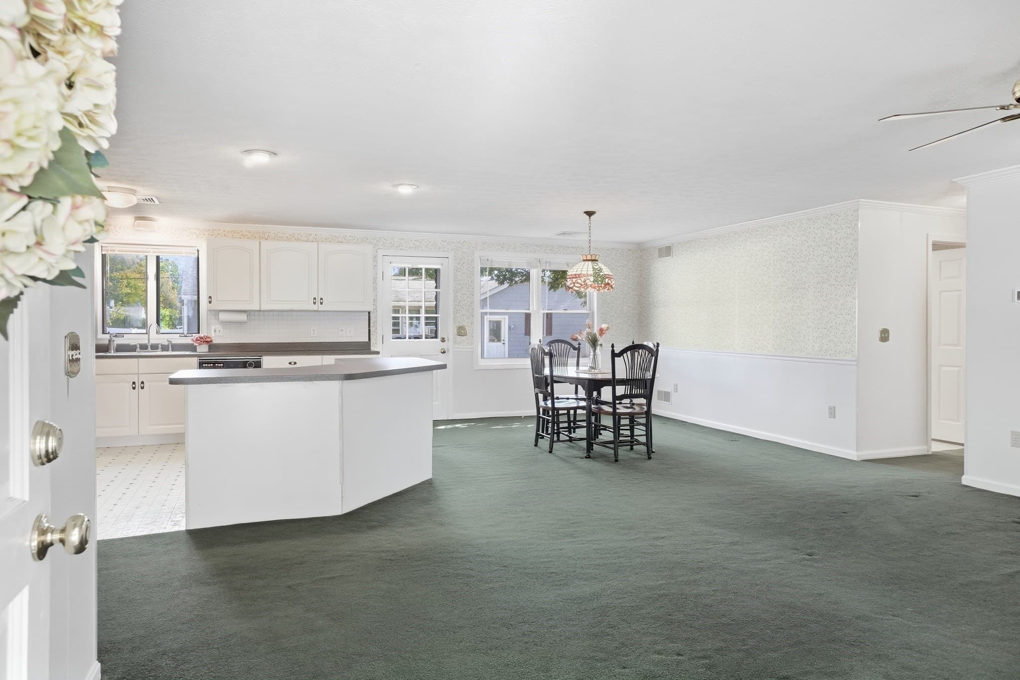 Single Family Residence at 20 Elm St, Dracut MA 01826, Dracut, photo 8 of 38