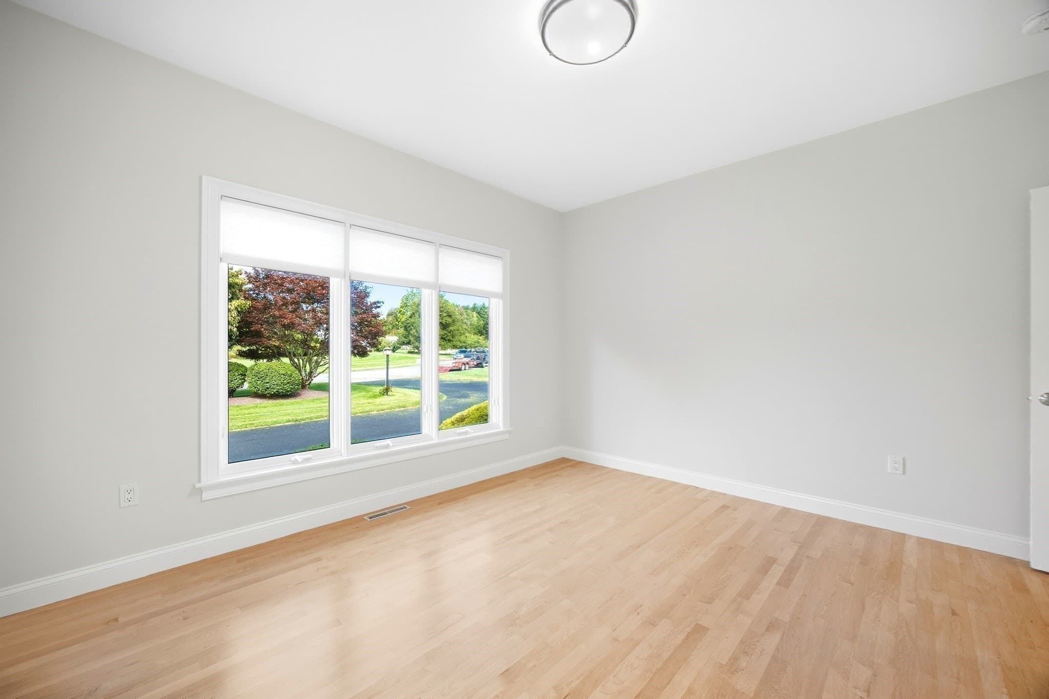 Single Family Residence at 38 Deer Run Ter, East Longmeadow MA 01028, East Longmeadow, photo 30 of 42