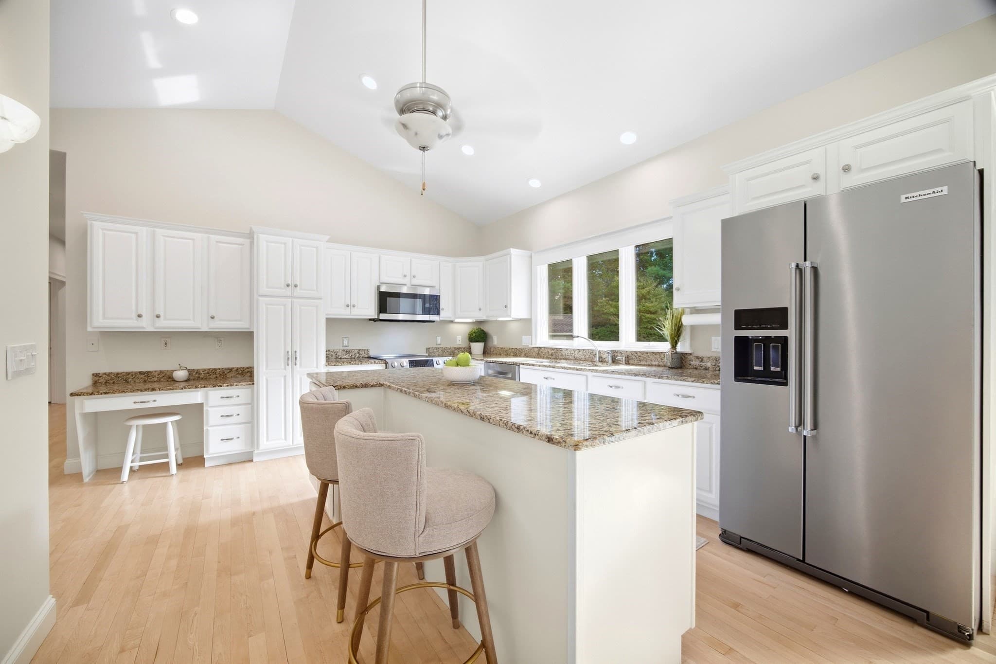 Single Family Residence at 38 Deer Run Ter, East Longmeadow MA 01028, East Longmeadow, photo 4 of 42
